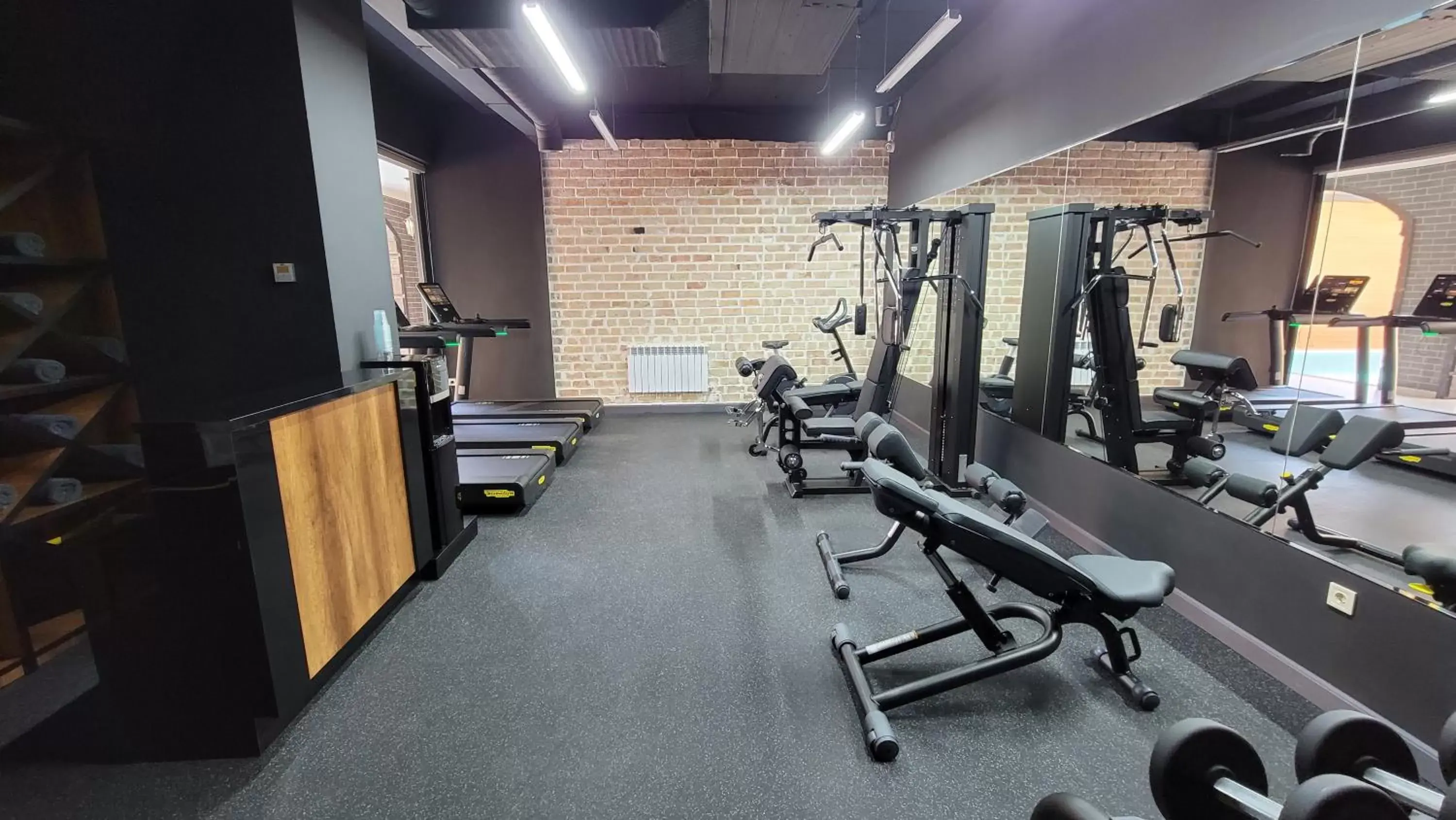 Fitness centre/facilities in OSCAR BOUTIQUE HOTEL Fitness centre/facilities in OSCAR BOUTIQUE HOTEL