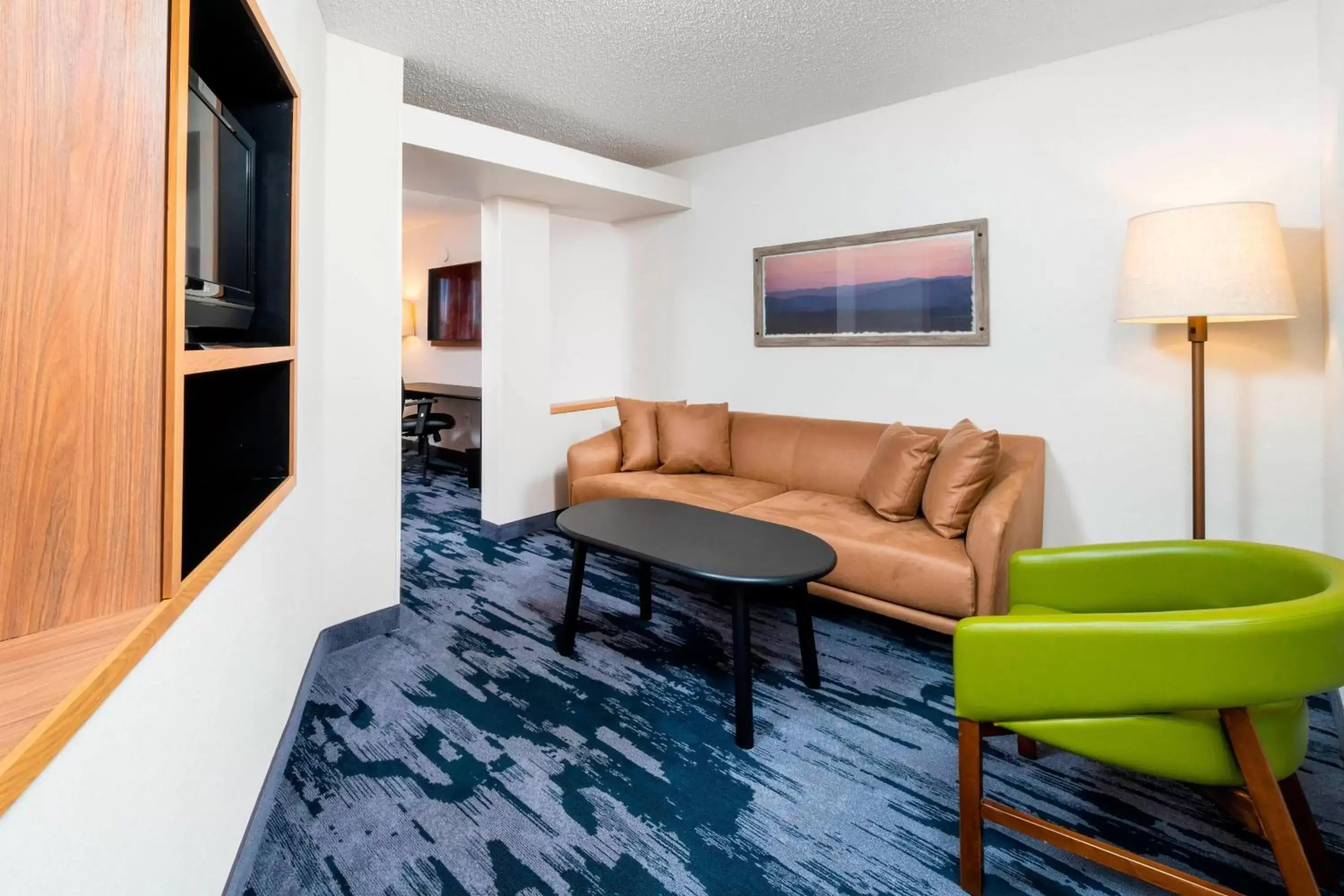 Living room, Seating Area in Fairfield Inn & Suites Bend Downtown