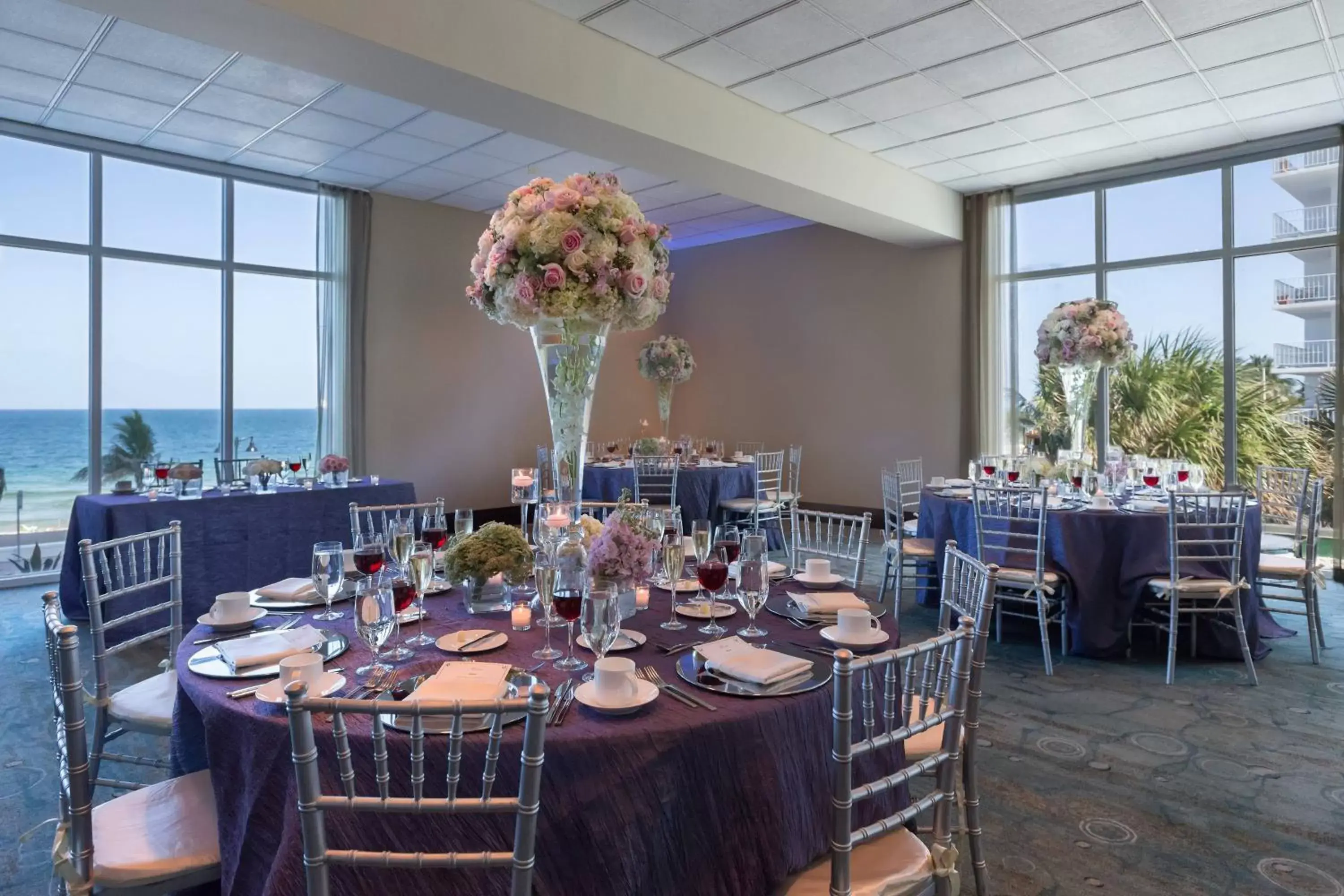 Lobby or reception, Restaurant/Places to Eat in The Westin Fort Lauderdale Beach Resort