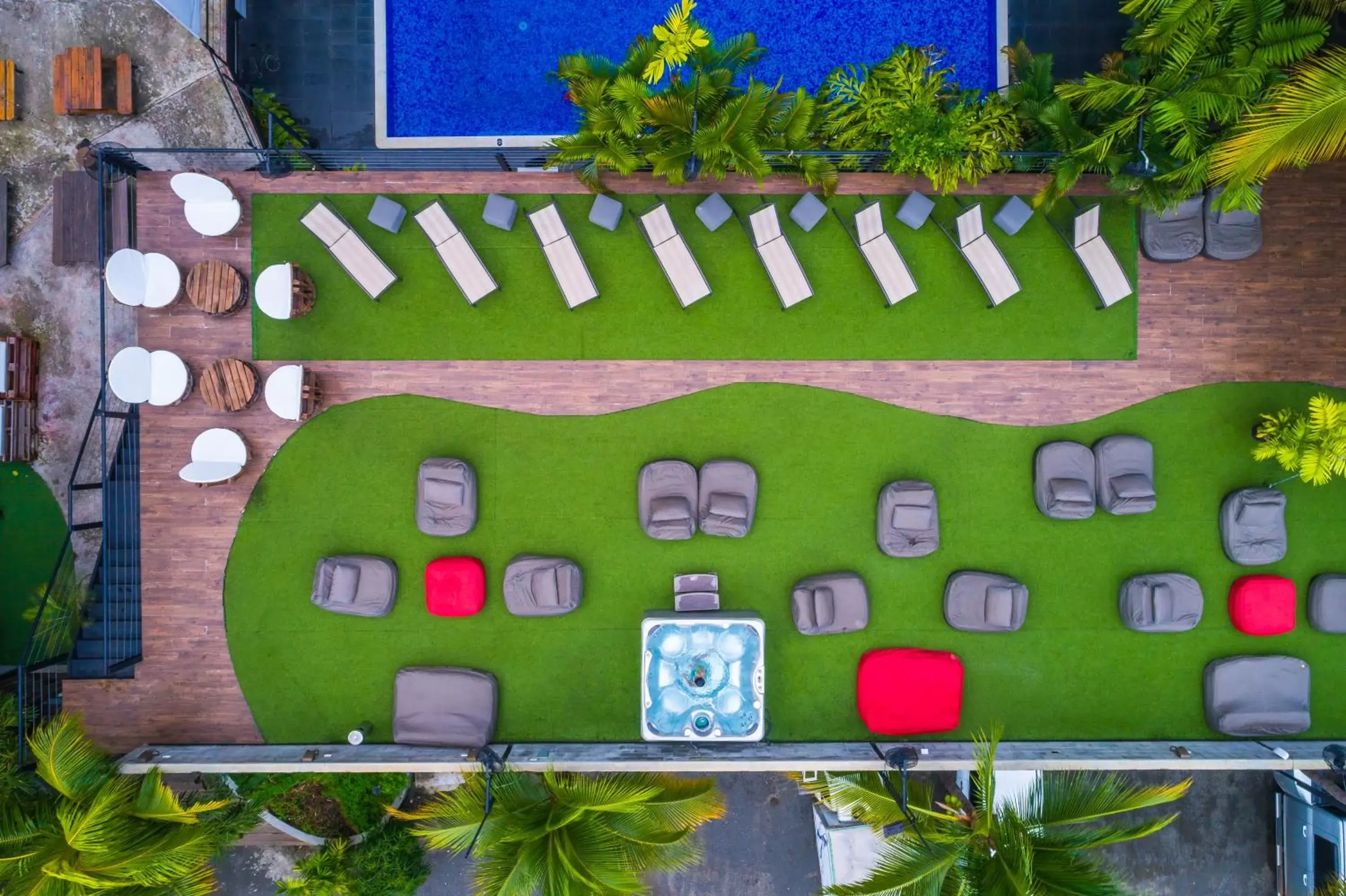 Swimming pool in Riande Urban Hotel Swimming pool in Riande Urban Hotel