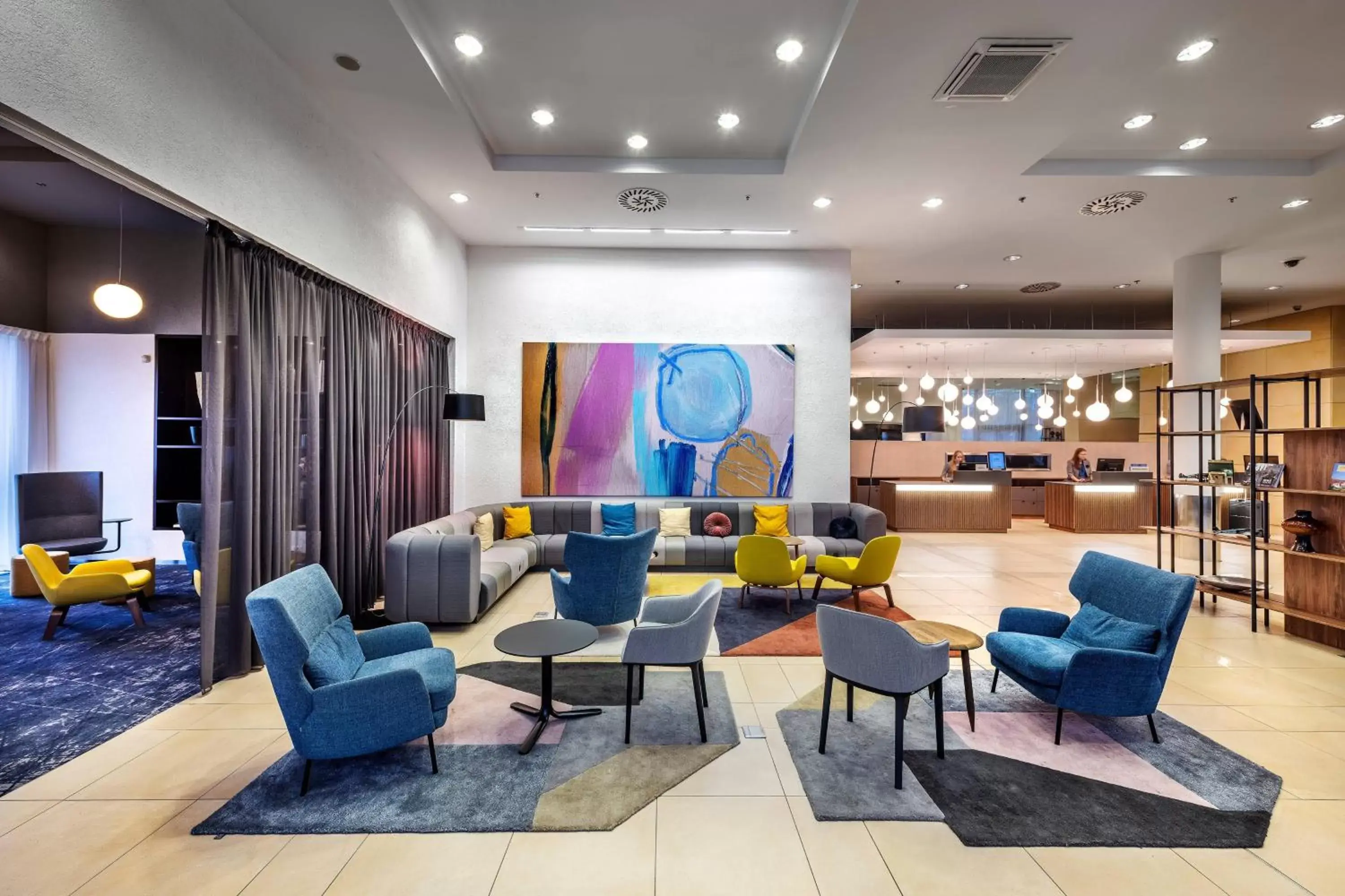 Lobby or reception in Courtyard by Marriott Prague Airport