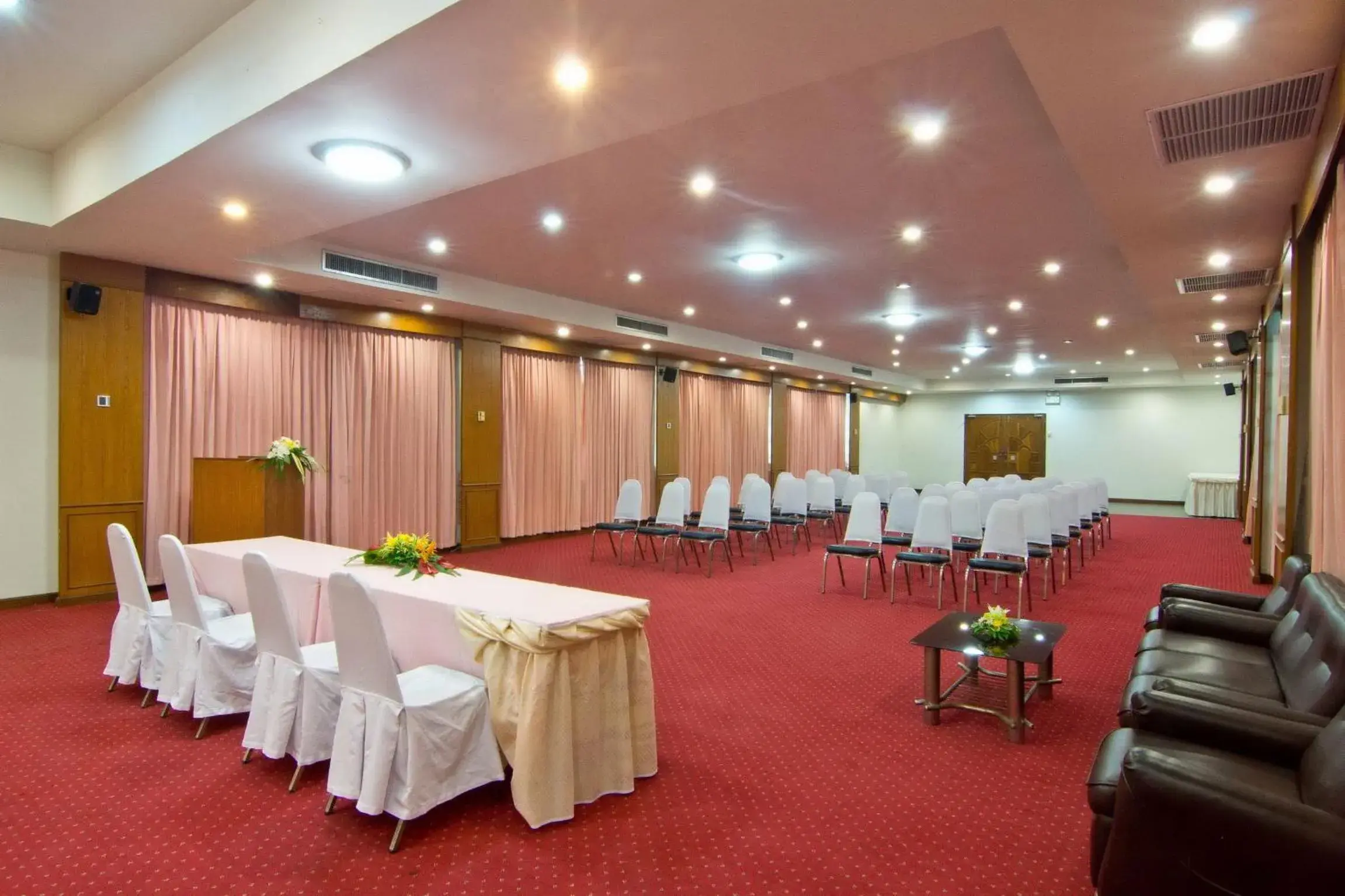 Meeting/conference room in Sunshine Garden Resort - SHA Extra Plus