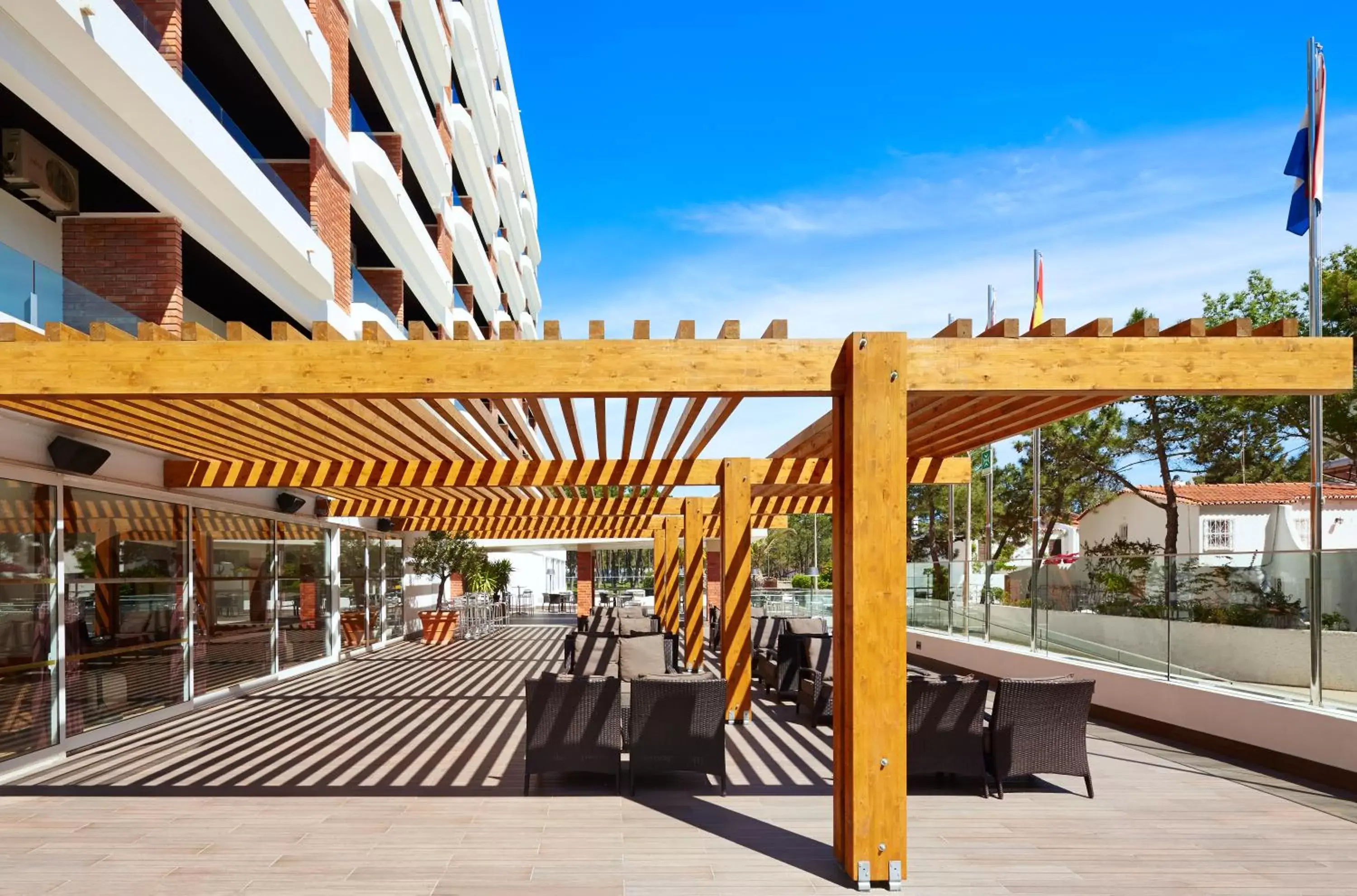 Facade/entrance in Alcazar Hotel & SPA