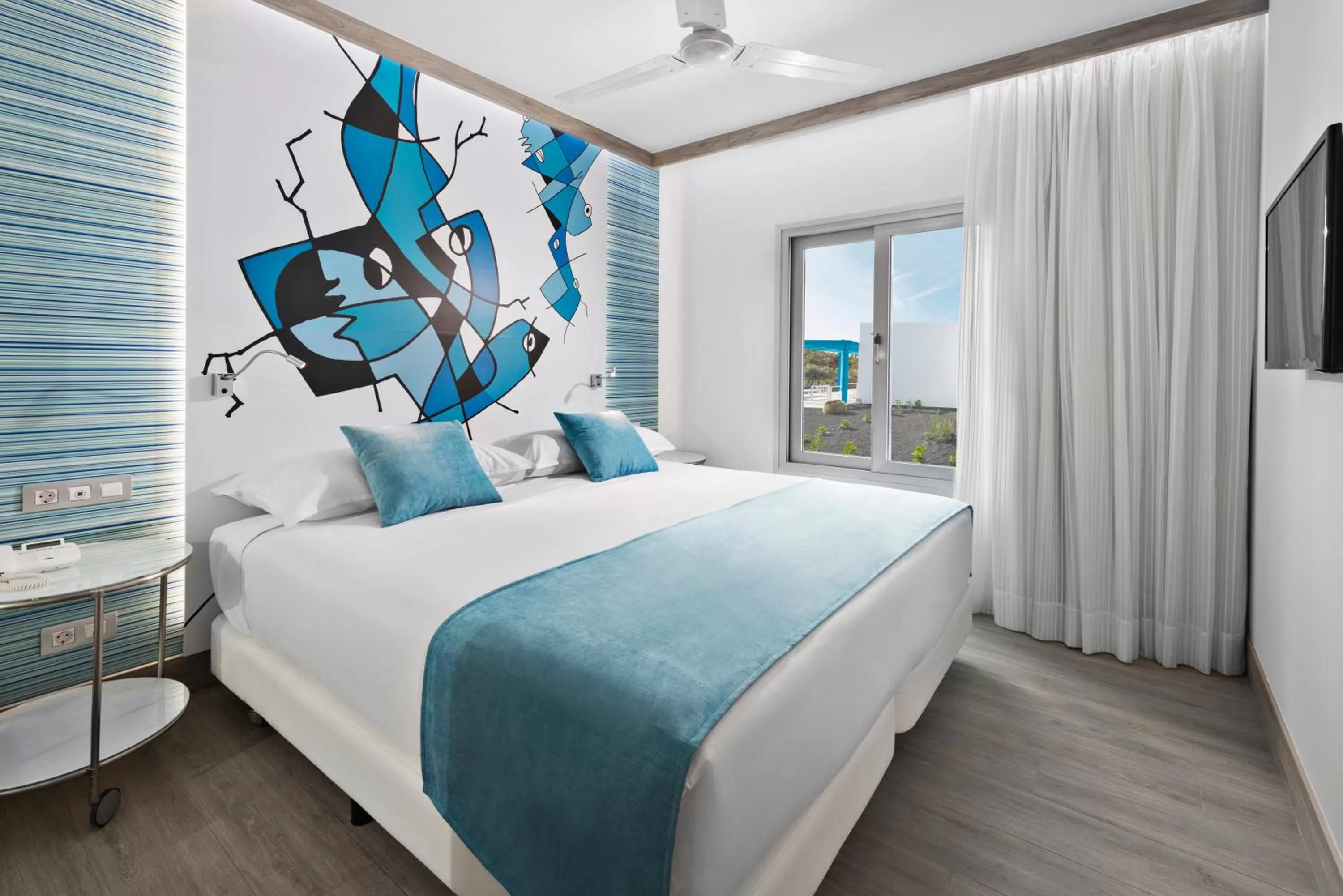 Photo of the whole room, Bed in Elba Lanzarote Royal Village Resort