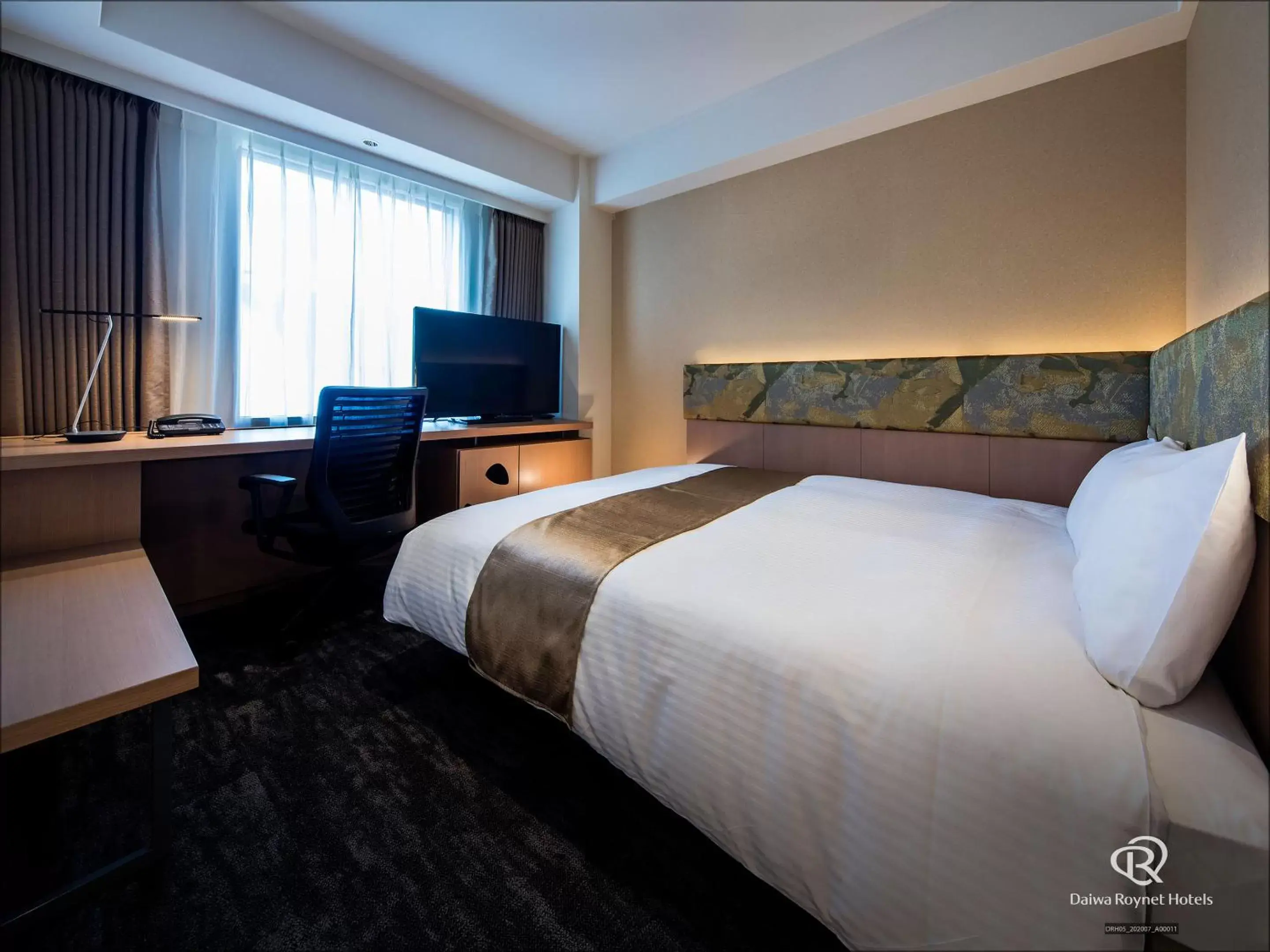 Bed in Daiwa Roynet Hotel Kyoto Ekimae PREMIER Bed in Daiwa Roynet Hotel Kyoto Ekimae PREMIER