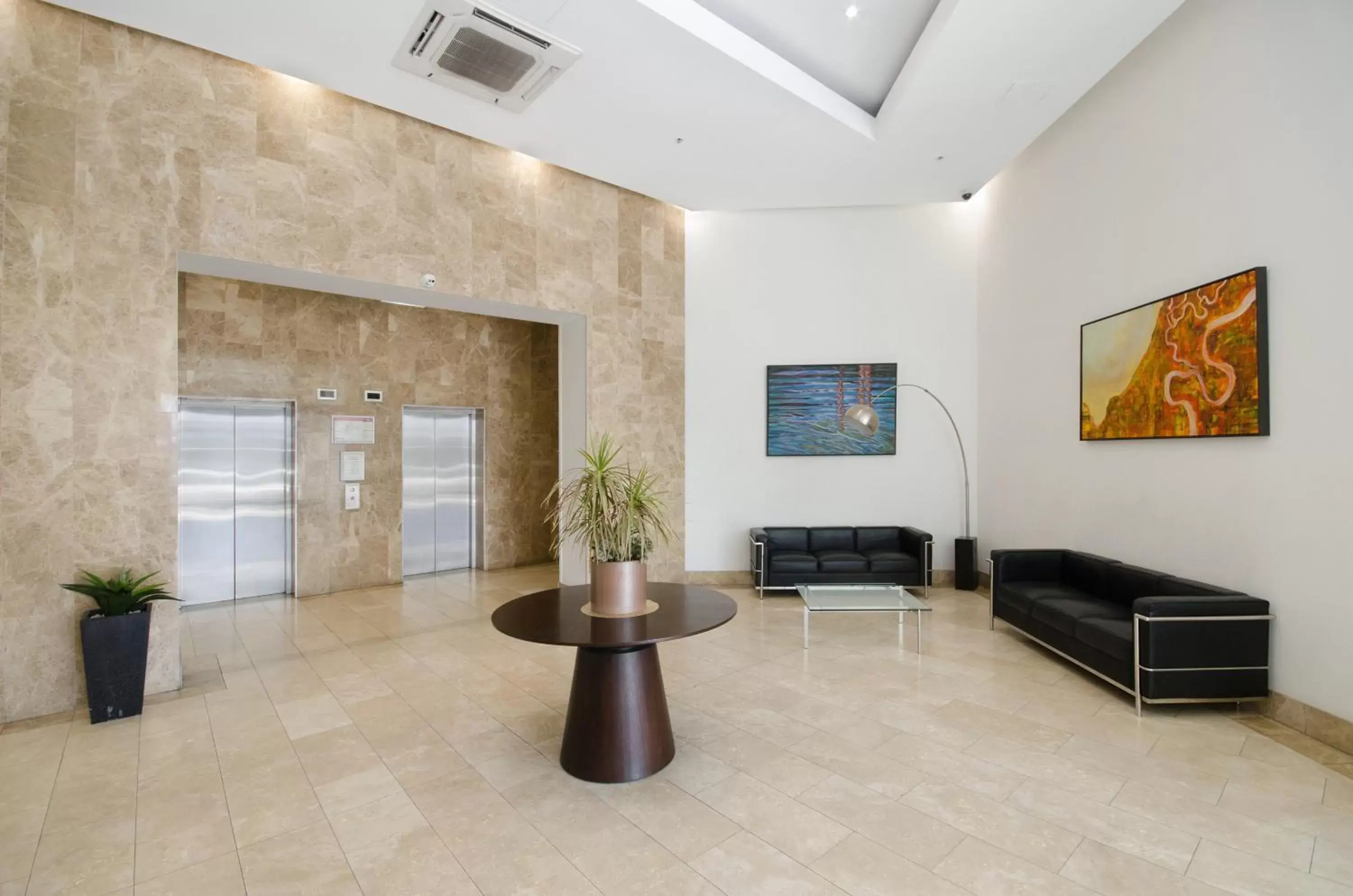 Lobby/Reception in Property Vine - Dalgety Apartments