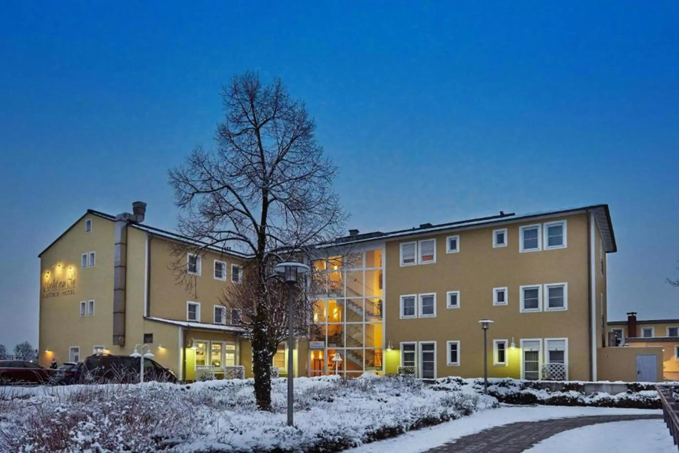 Facade/entrance, Winter in Hotel am See