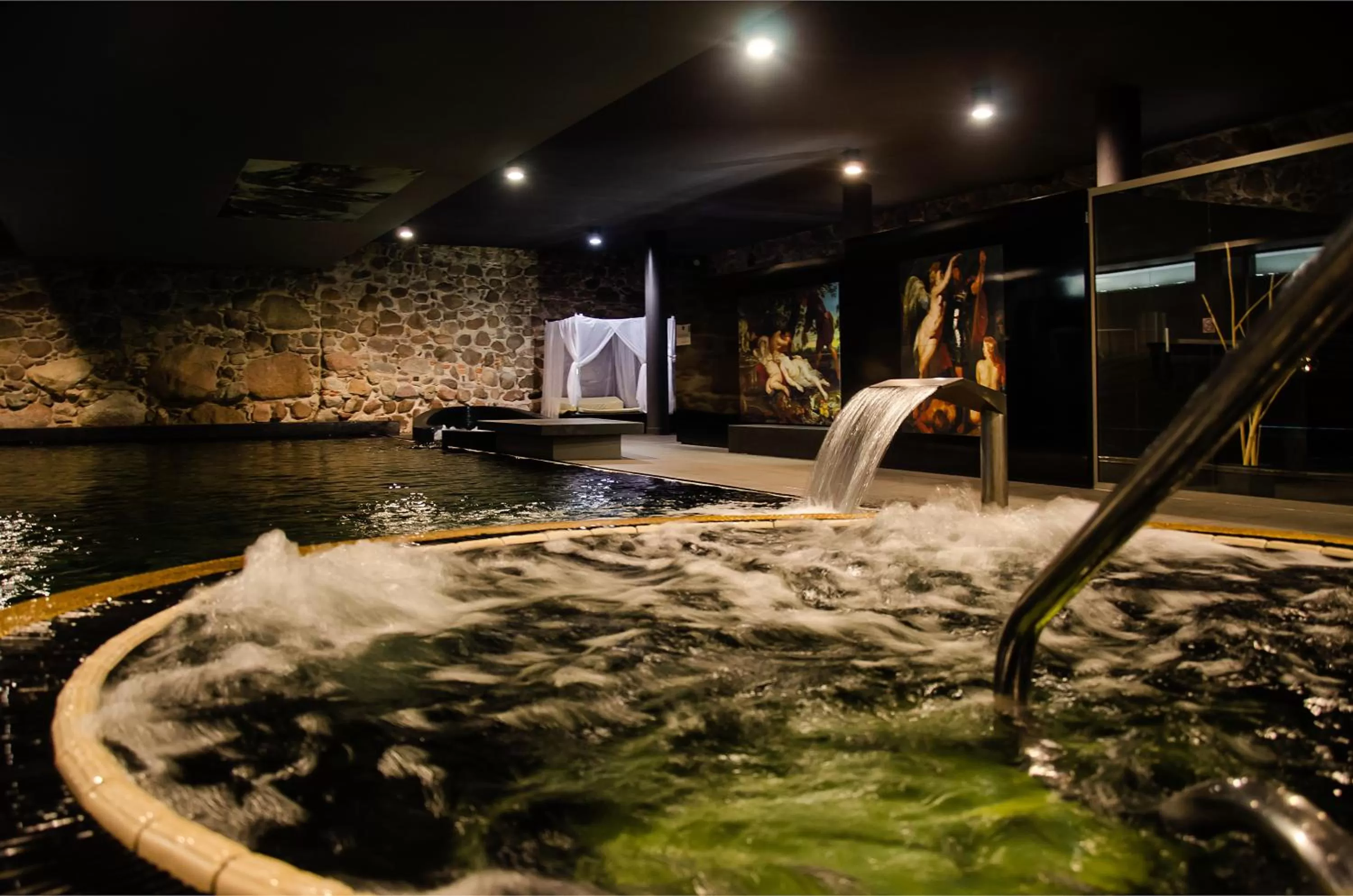 Swimming pool in Hotel Krasicki