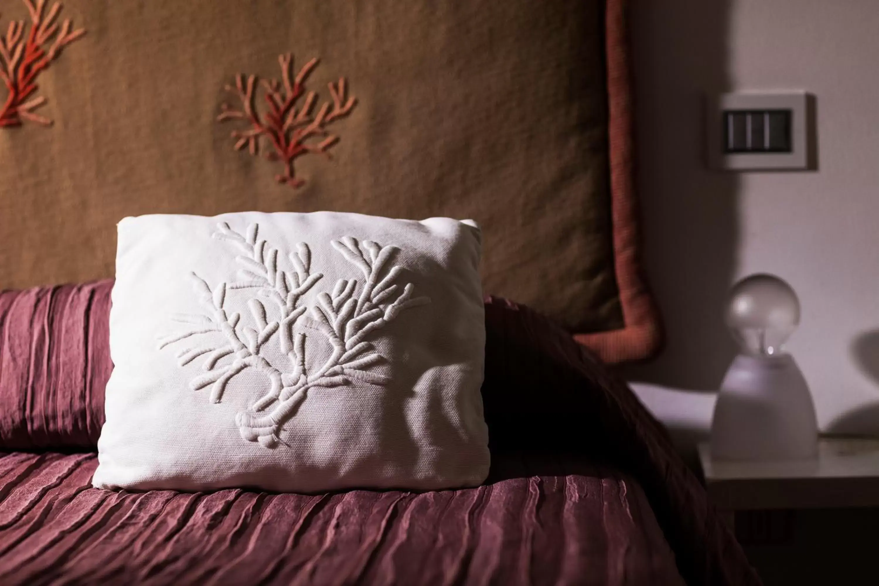 Decorative detail, Bed in La Villa Desenzano