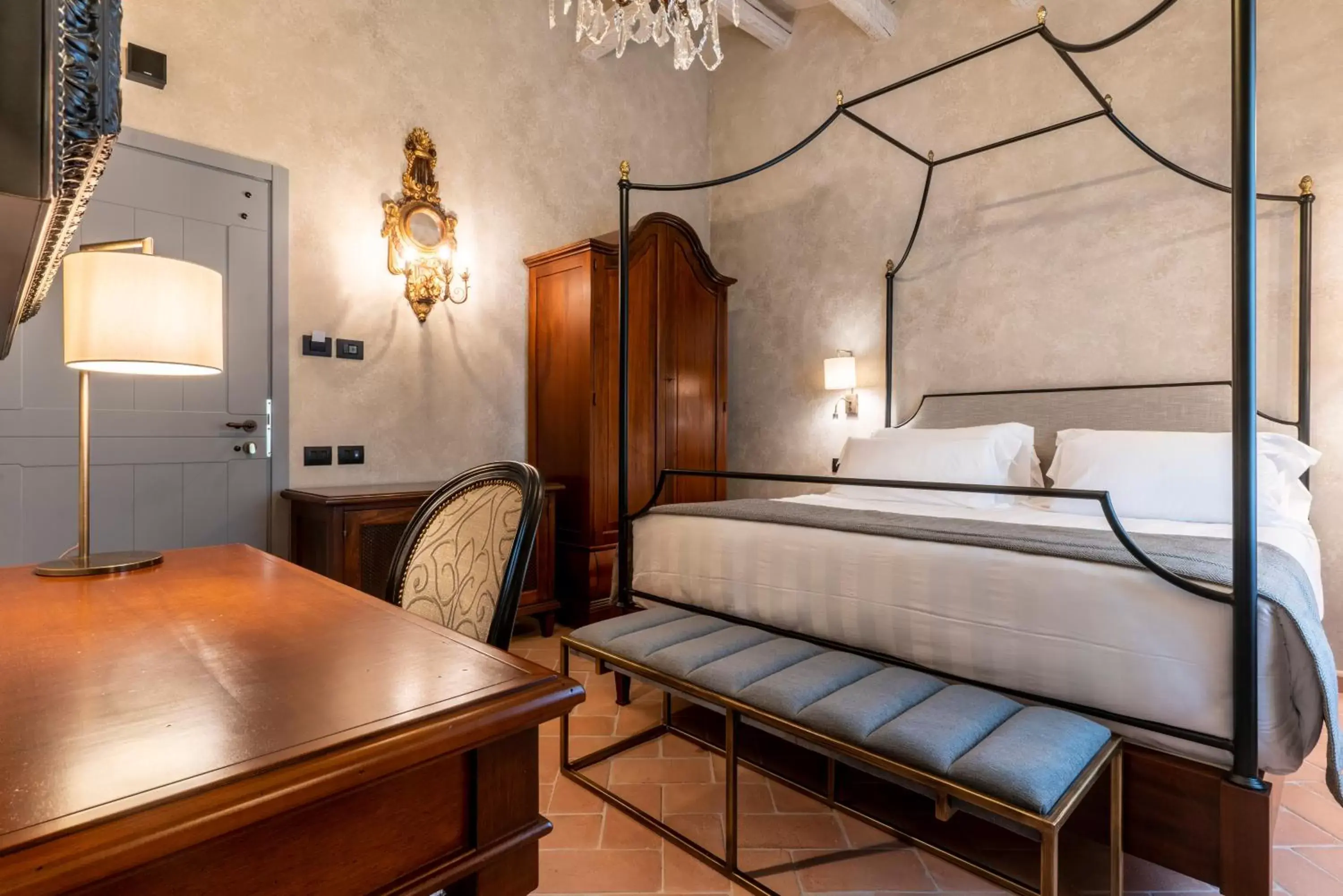 Bed in Villa Petriolo