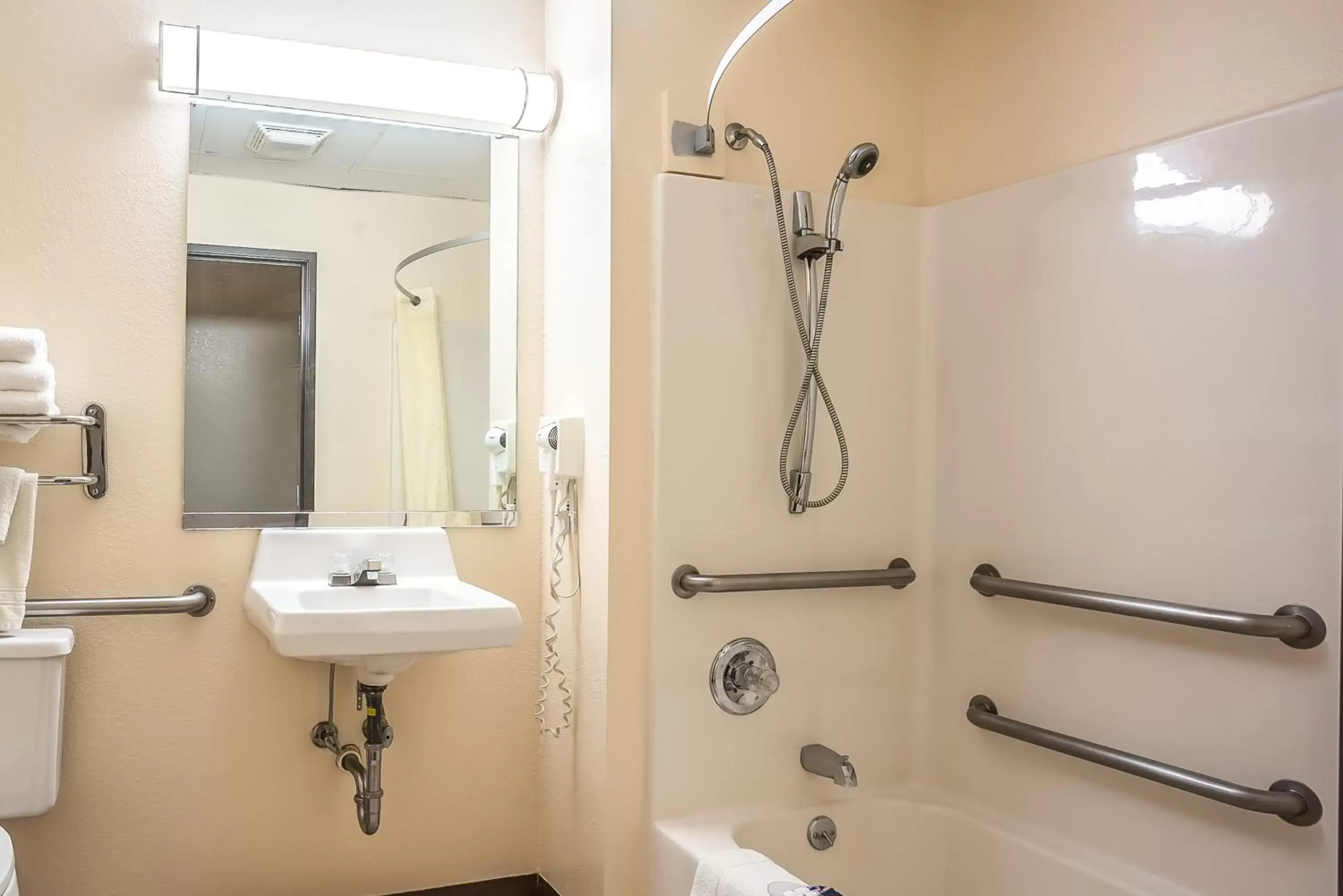 Bathroom in Americas Best Value Inn-Galesburg