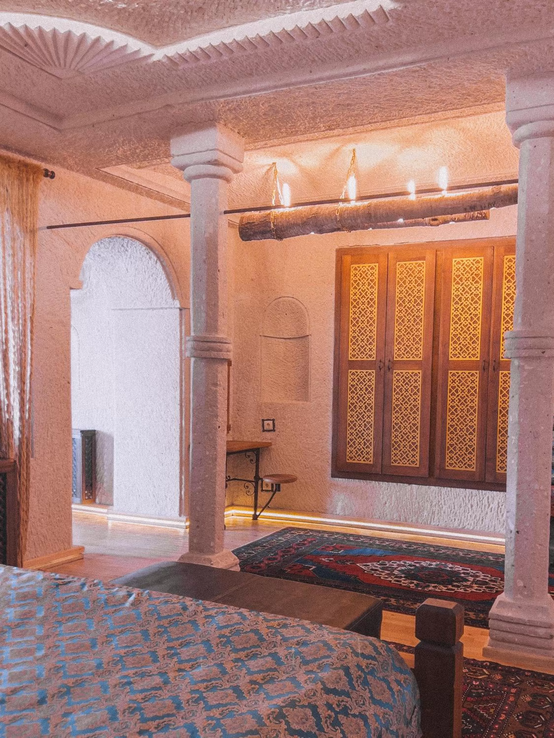 View (from property/room), Bed in Local Cave House