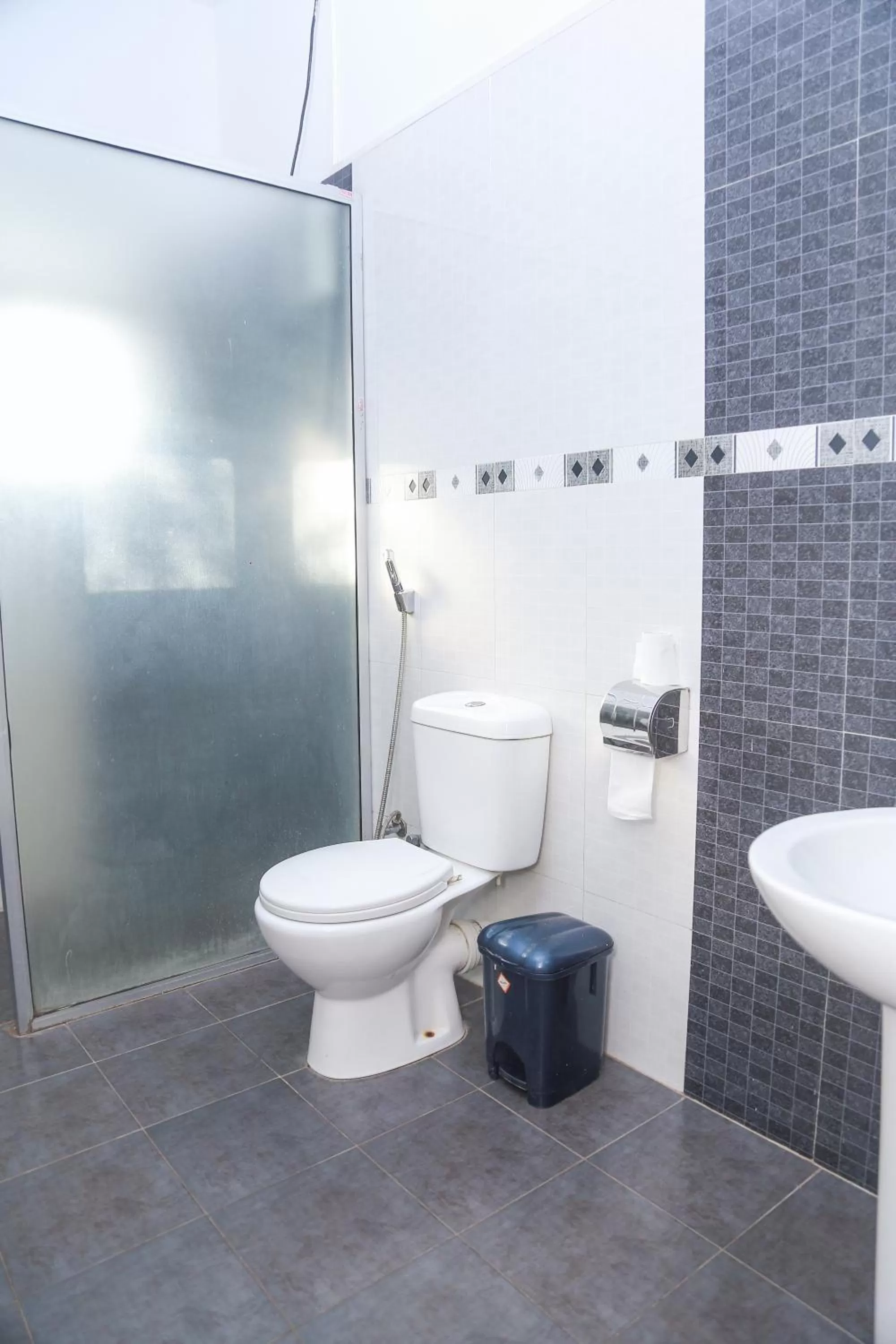 Property building in Milano Tourist Rest