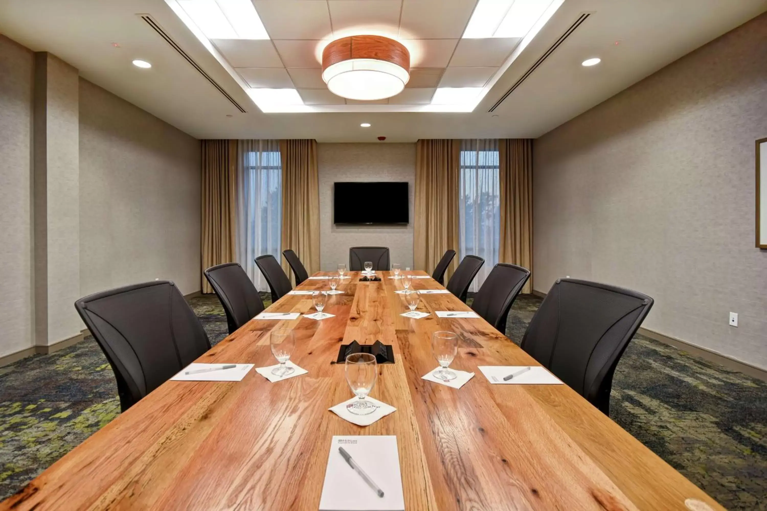 Meeting/conference room in Hilton Garden Inn Jackson