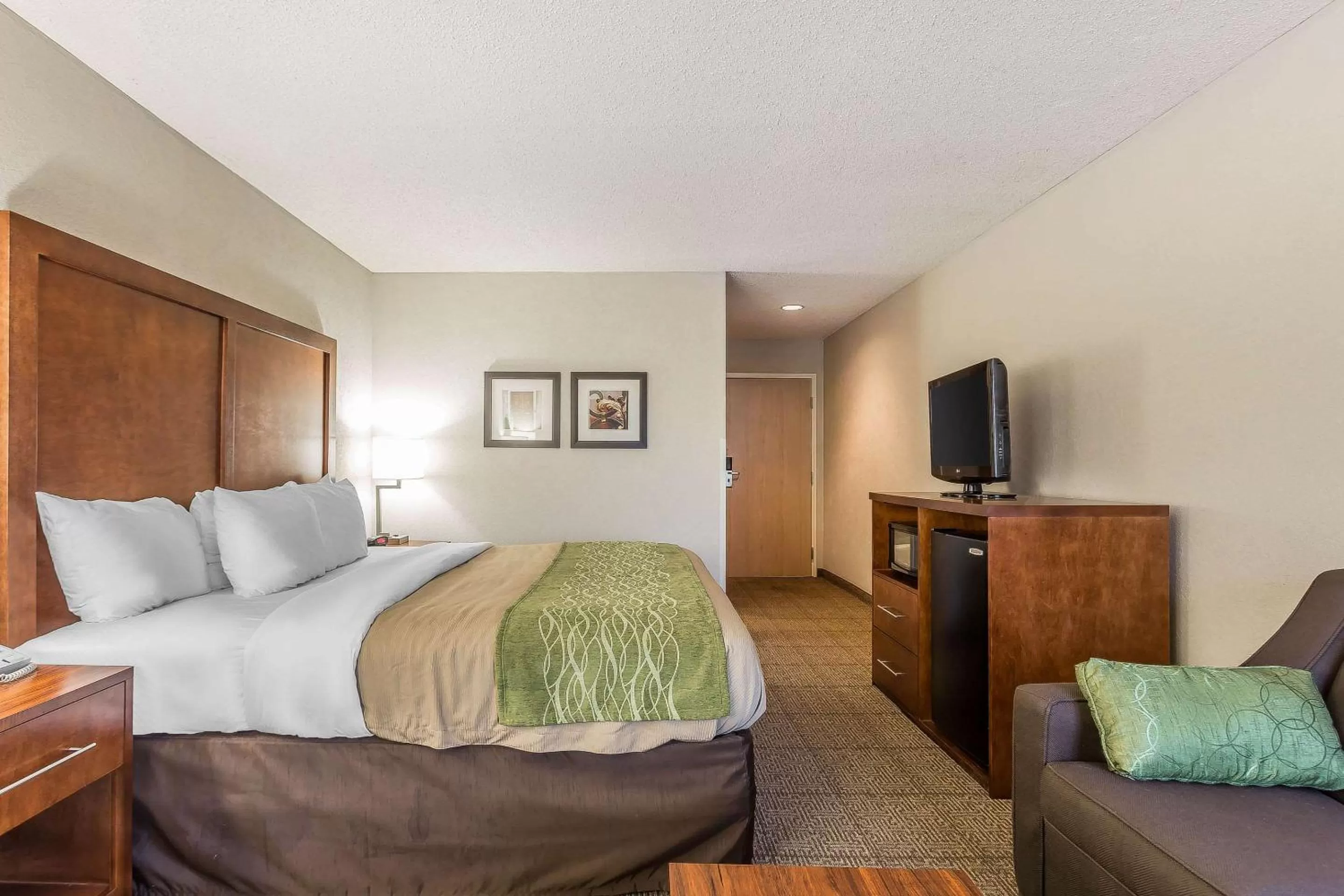 Bedroom, Bed in Quality Inn Summerville-Charleston