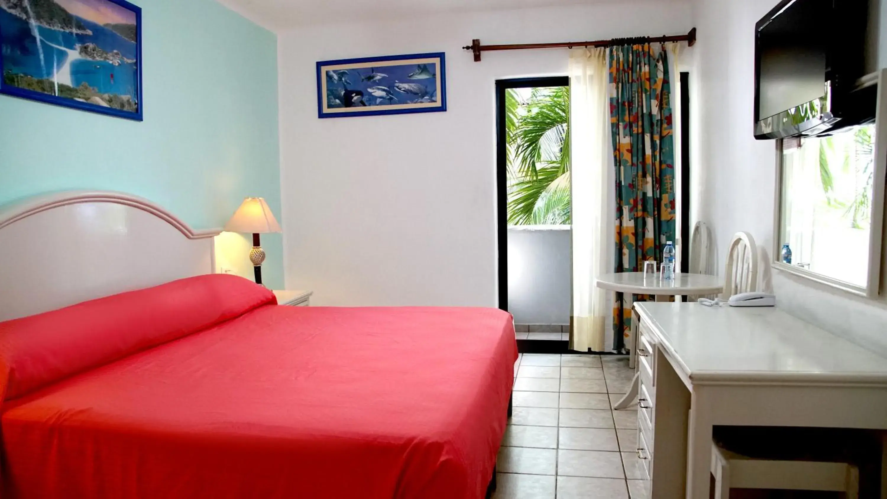 Bed in Hotel Costa Brava