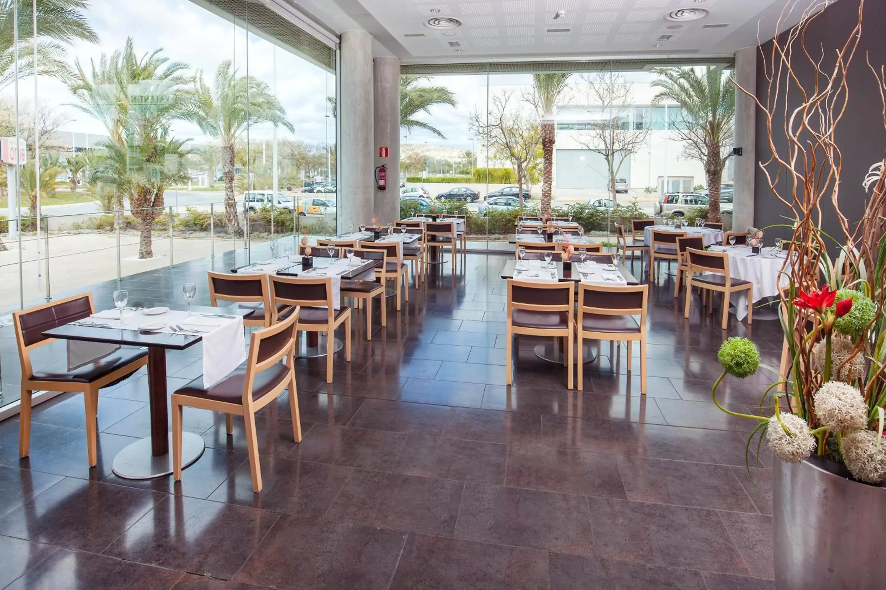 Lounge or bar, Restaurant/Places to Eat in Port Elche