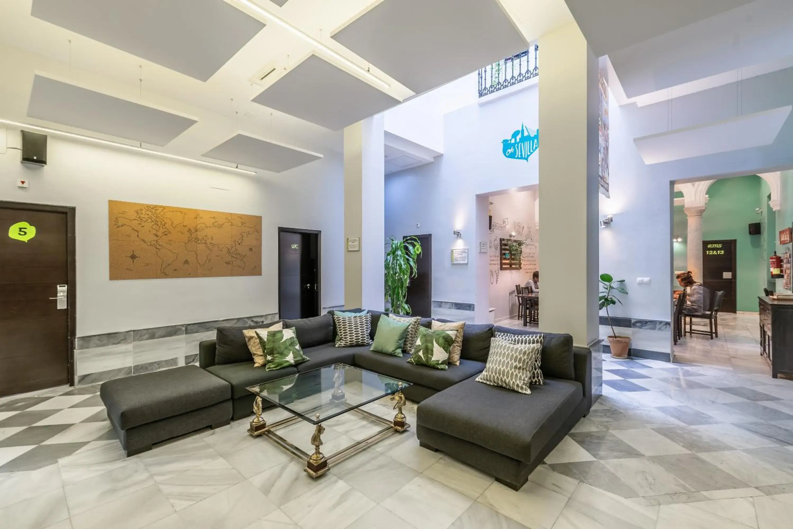 Living room, Seating Area in Oasis Backpackers' Hostel Palace Sevilla Living room, Seating Area in Oasis Backpackers' Hostel Palace Sevilla