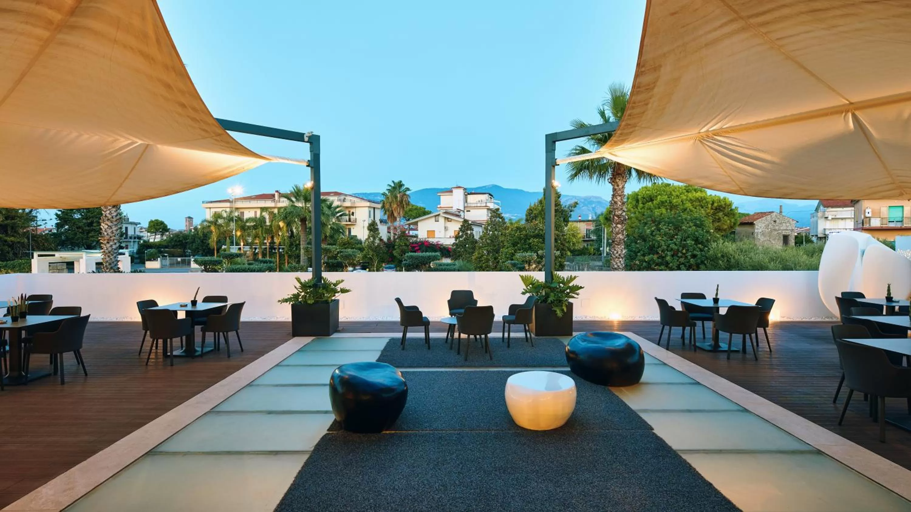 Restaurant/places to eat in Mec Paestum Hotel