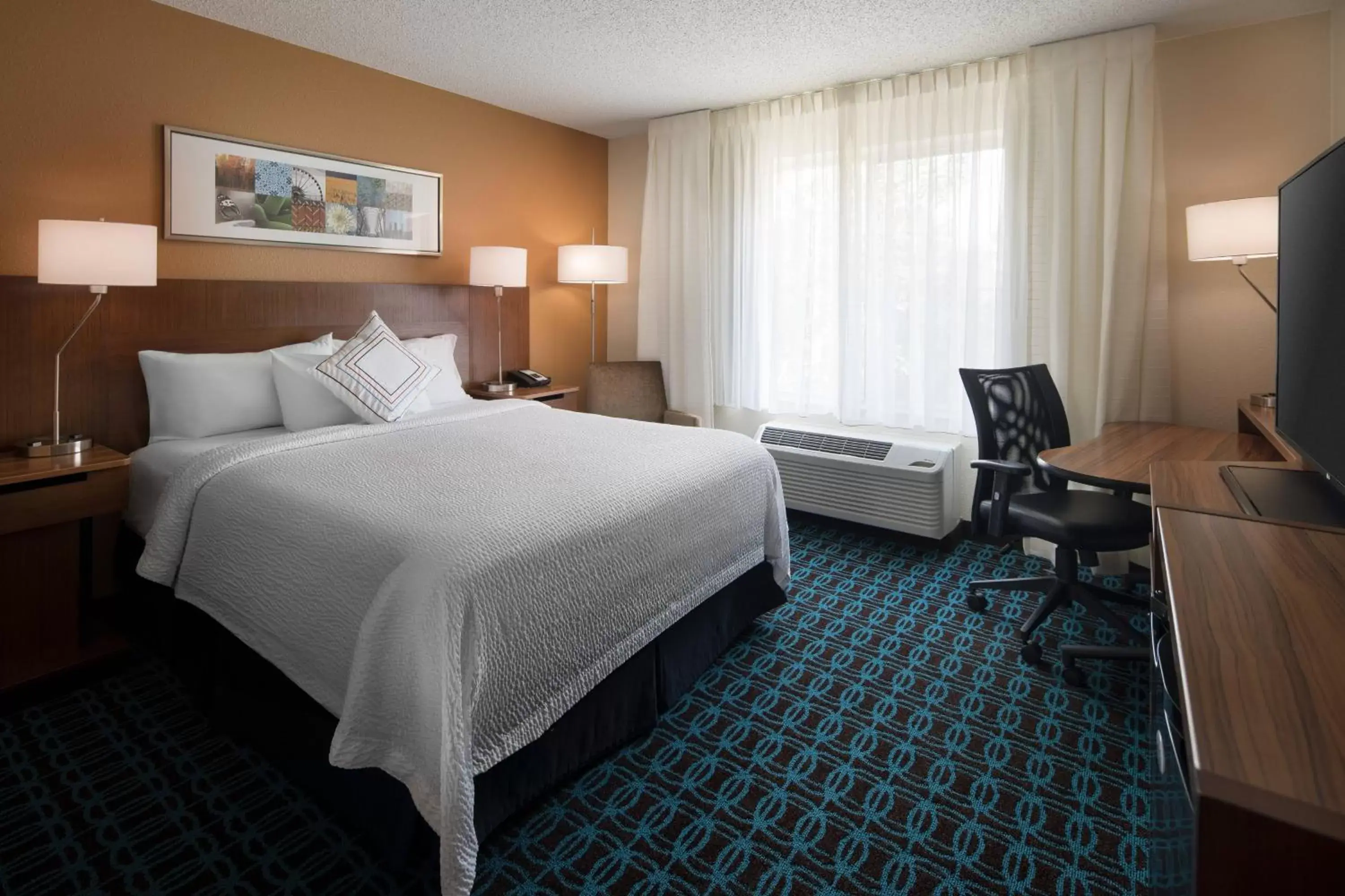 Photo of the whole room, Bed in Fairfield Inn by Marriott Loveland Fort Collins