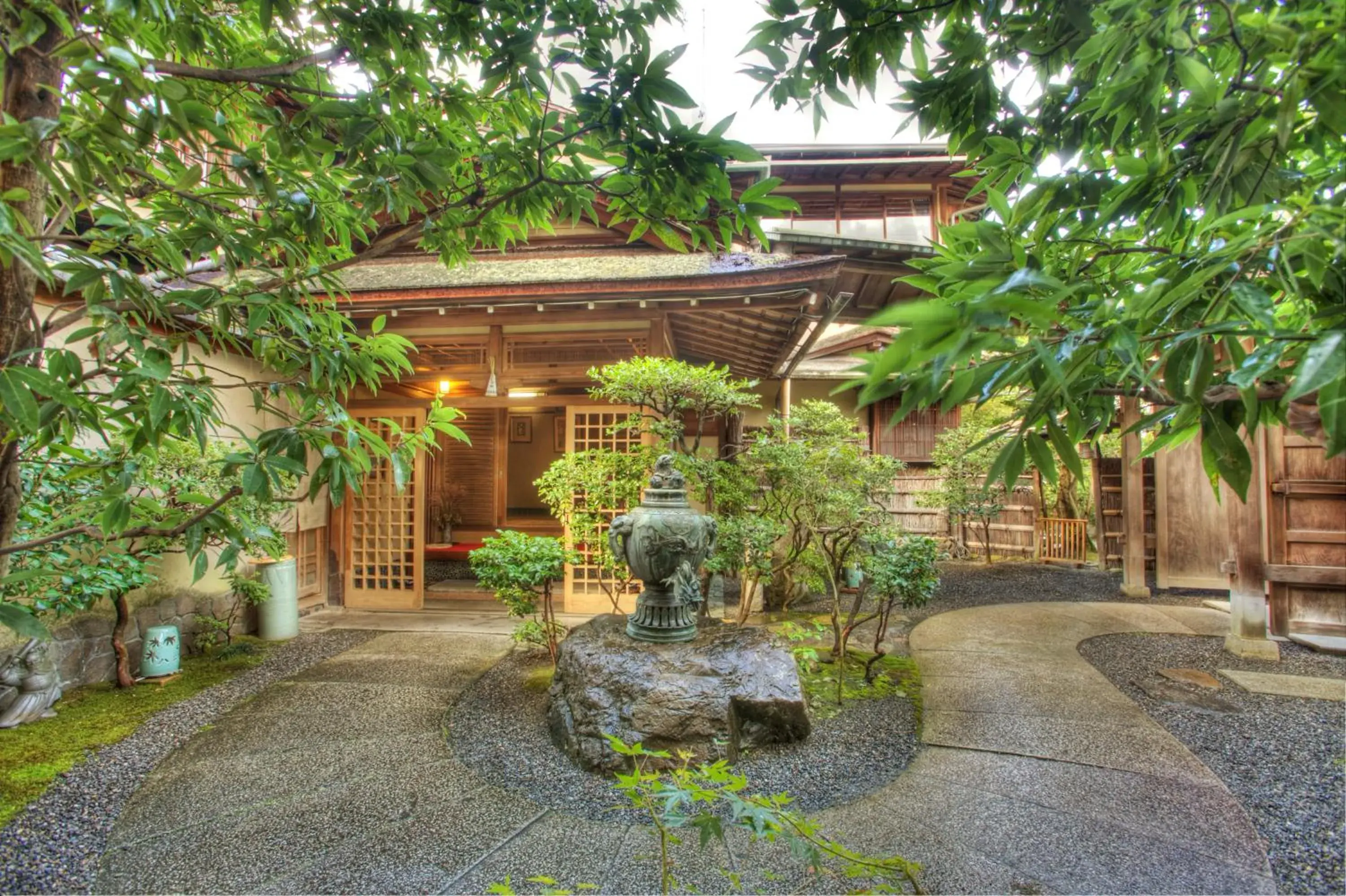 Patio, Garden in Kyoto Nanzenji Ryokan Yachiyo