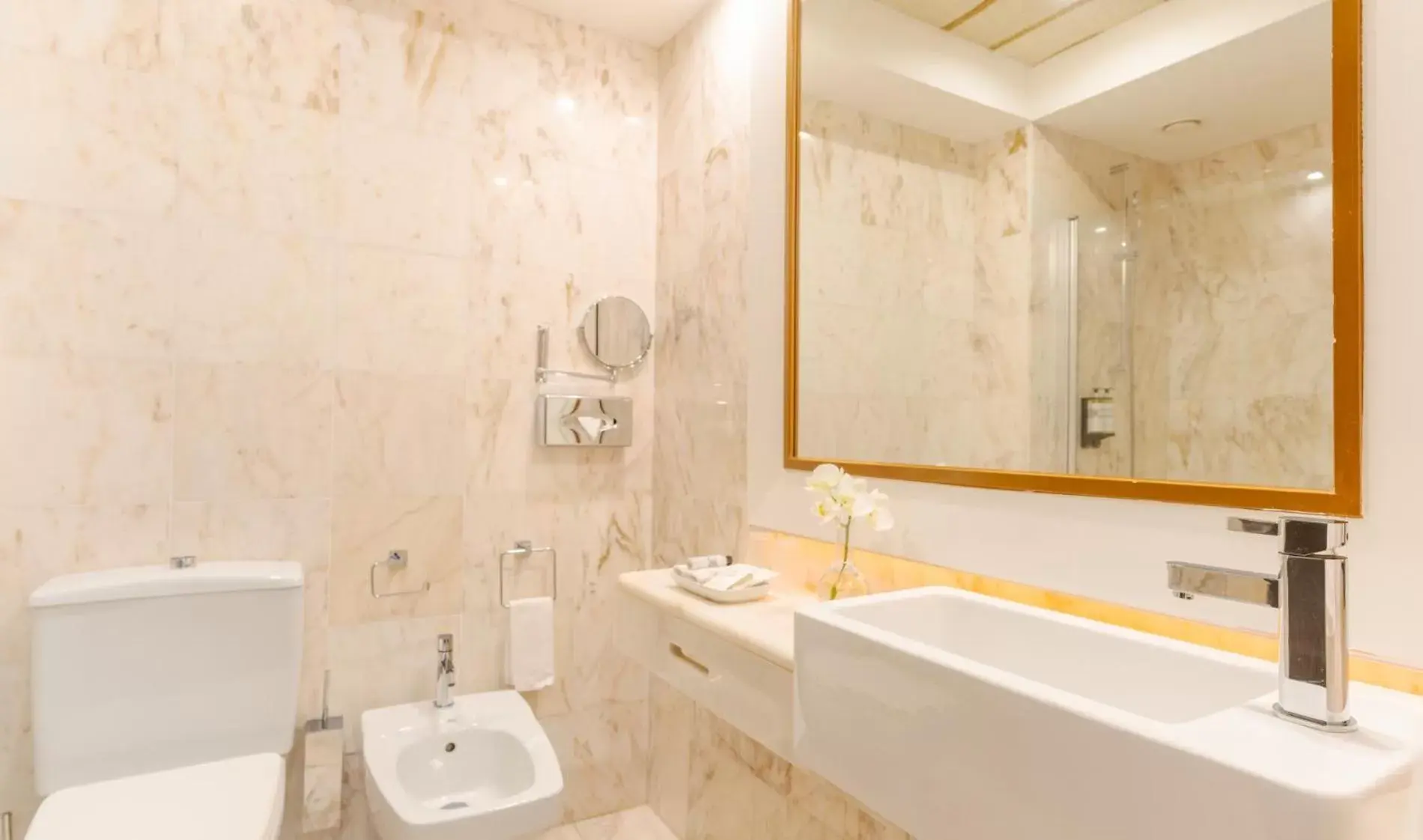 Bathroom in Pestana Alvor Praia Premium Beach & Golf Resort