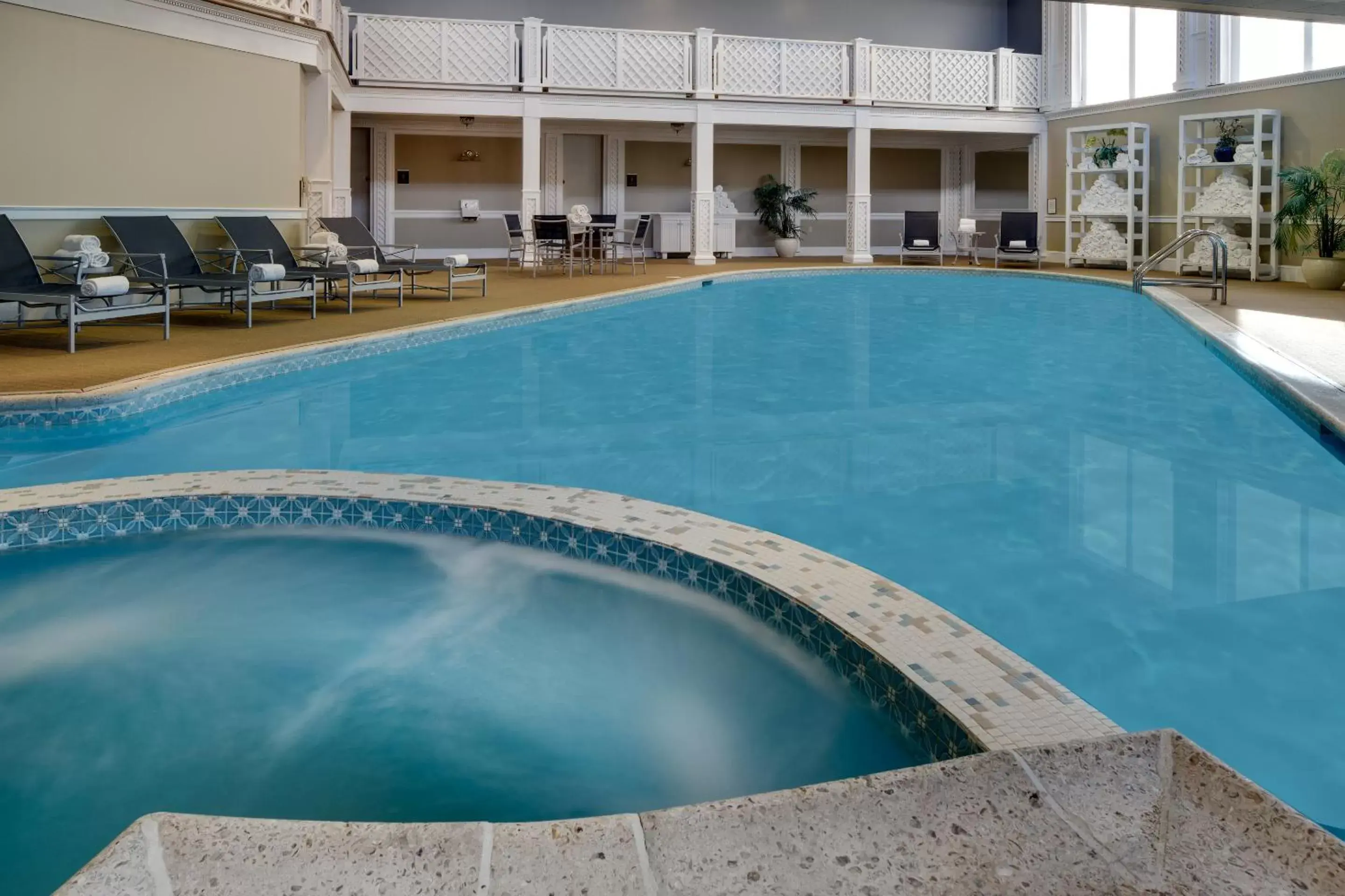 Swimming Pool in Hotel Viking