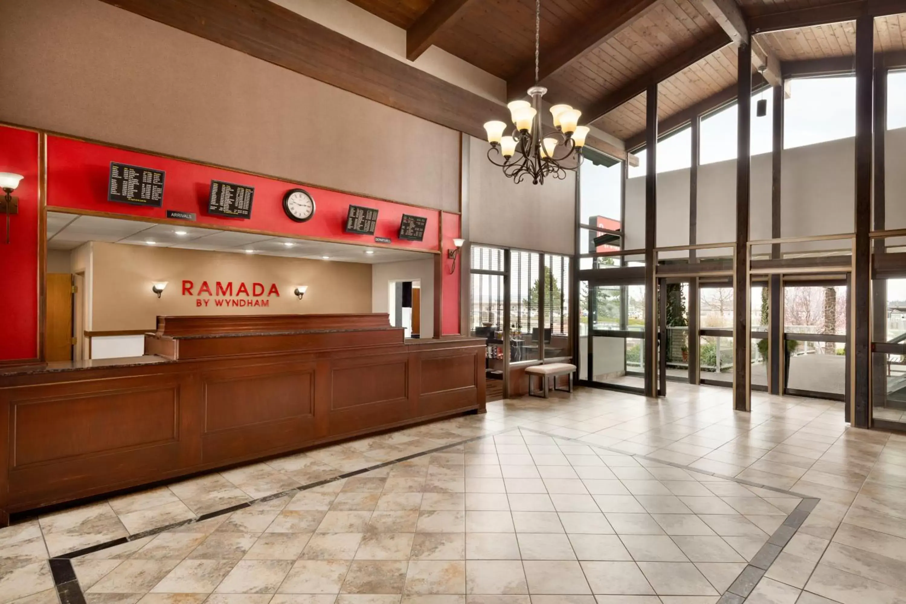 Facade/entrance, Lobby/Reception in Ramada by Wyndham Spokane Airport