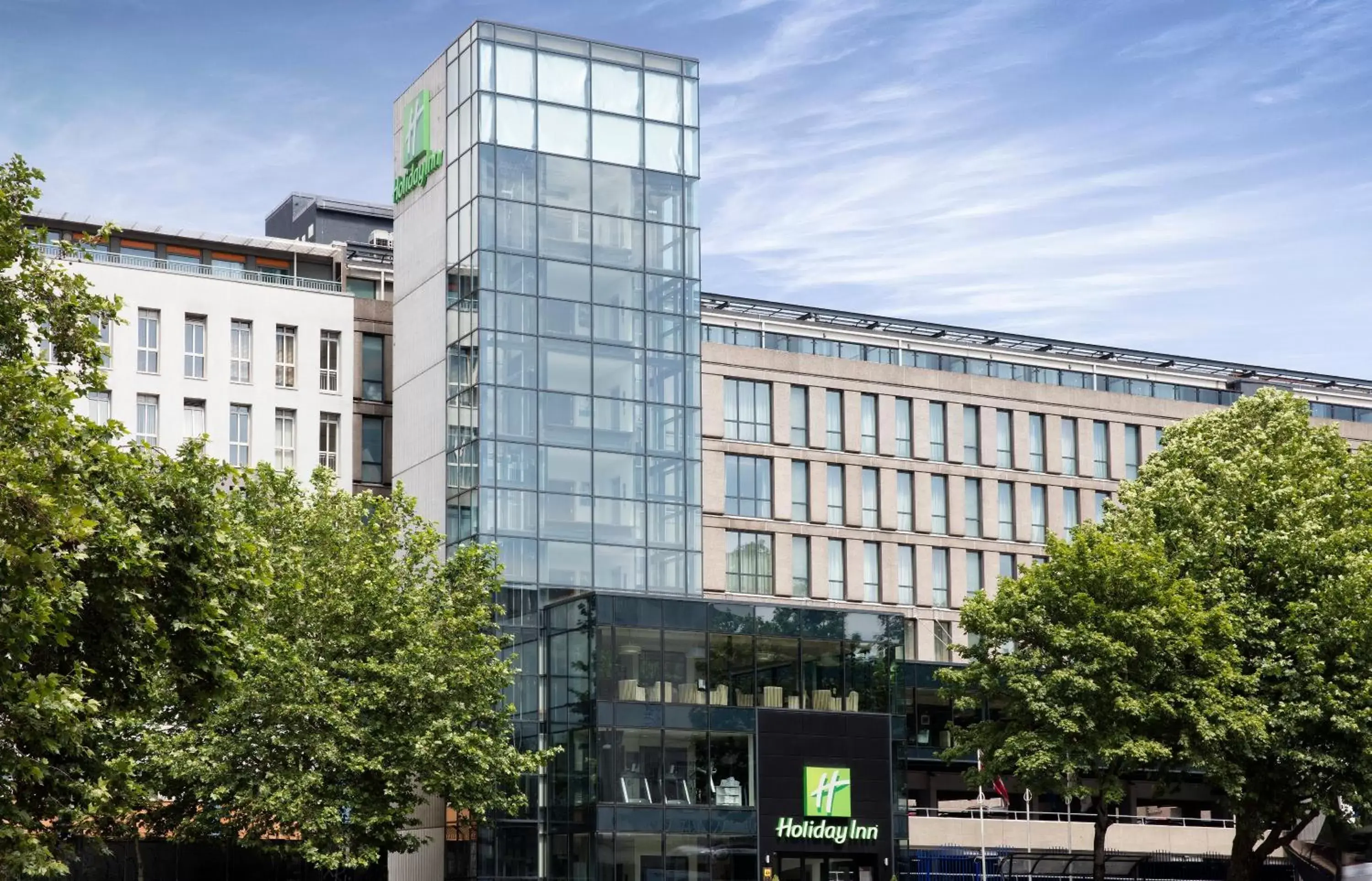 Property Building in Holiday Inn Bristol City Centre, an IHG Hotel