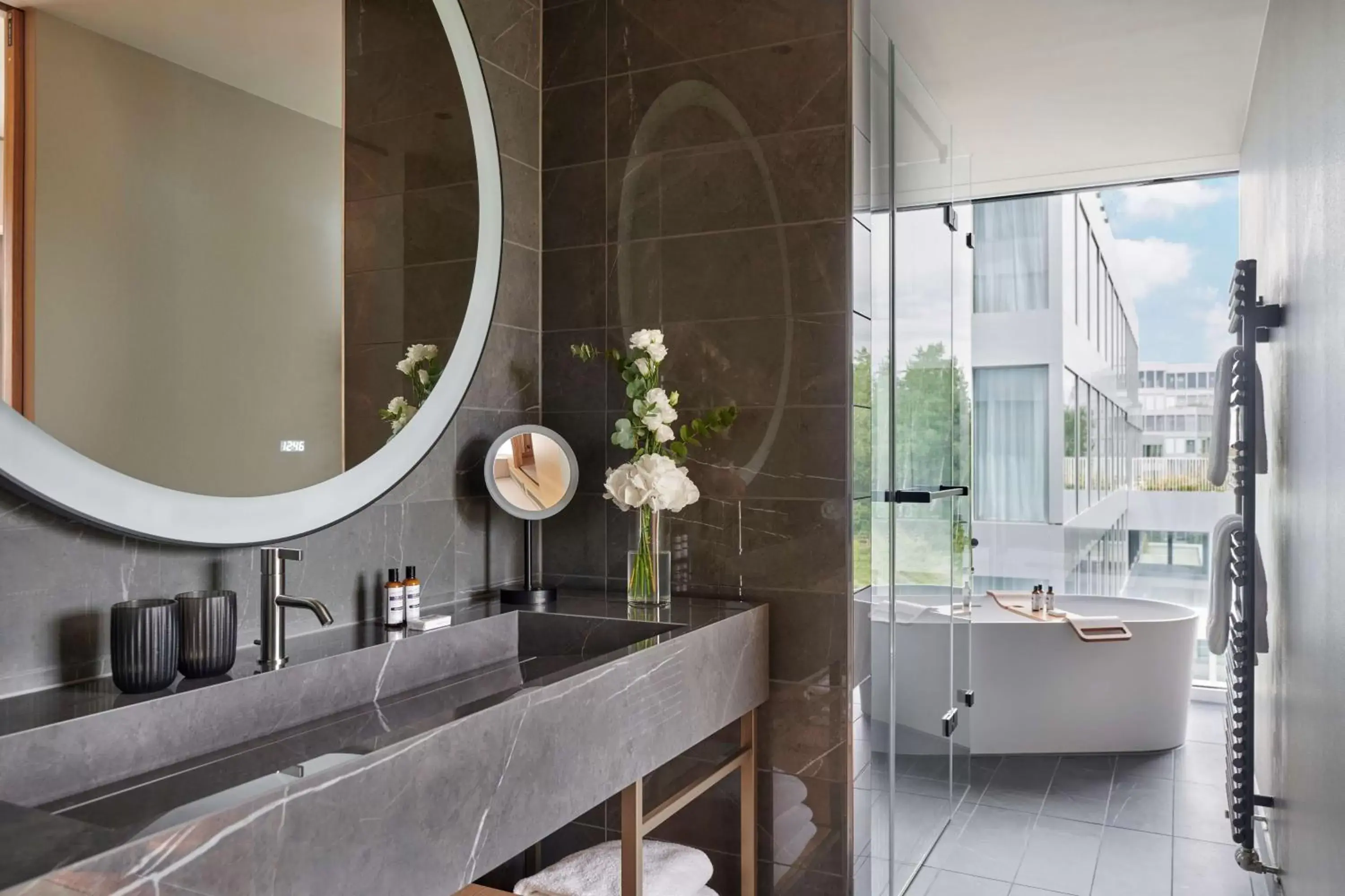 Bathroom in Hyatt Regency Zurich Airport Circle