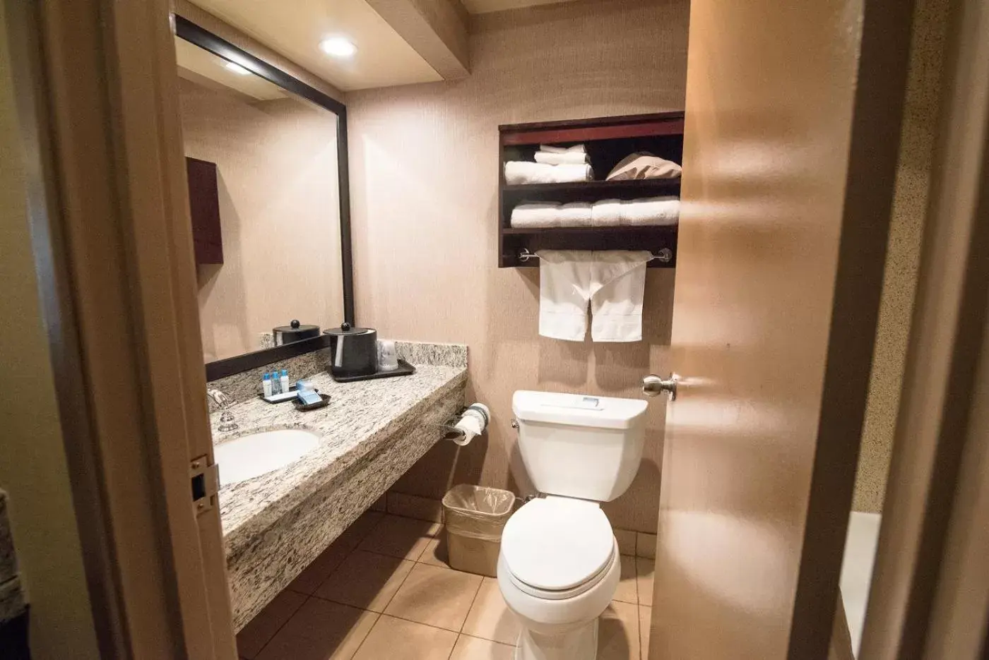 Toilet, Bathroom in Best Western Plus Redondo Beach Inn