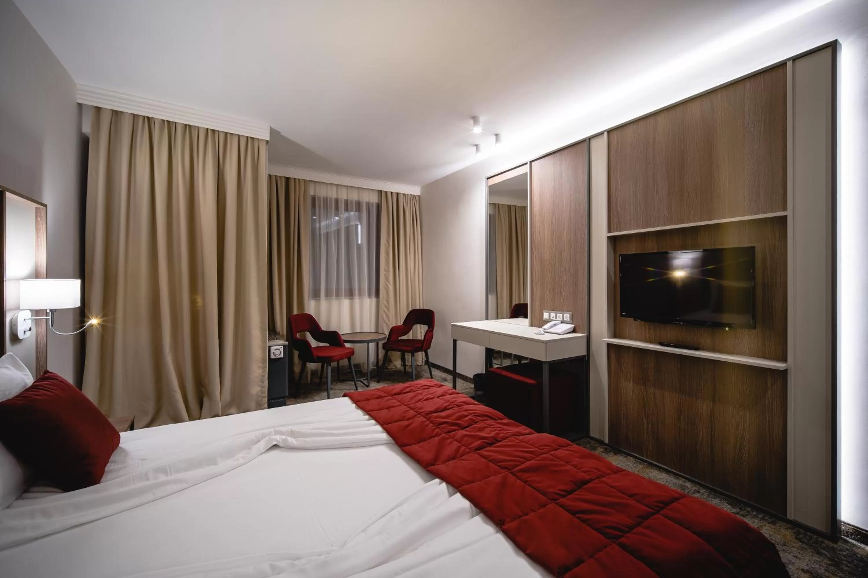 Photo of the whole room, Bed in Saint George Hotel & Medical Spa