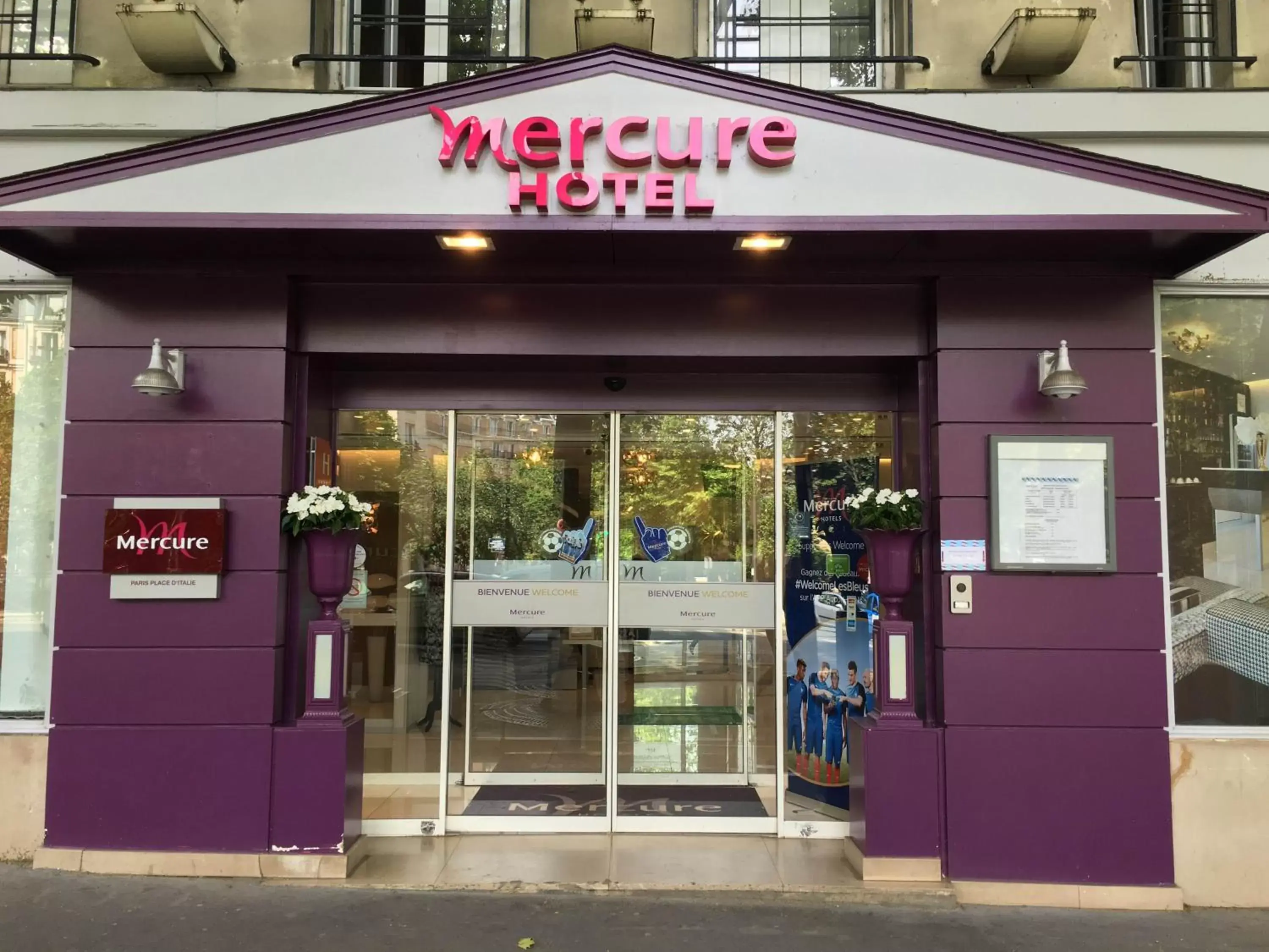Facade/Entrance in Mercure Paris Place d'Italie