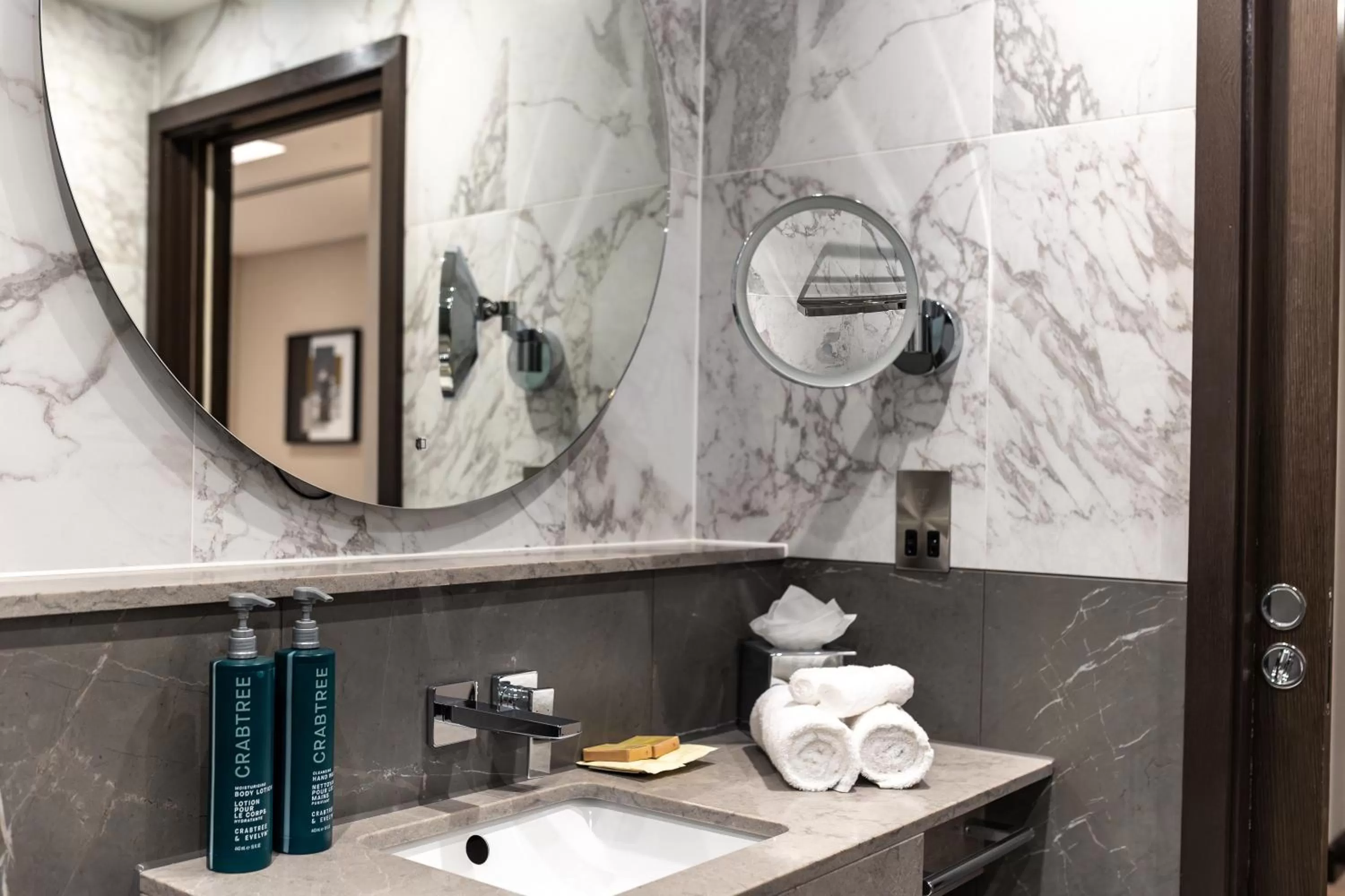 Bathroom in DoubleTree by Hilton London Victoria