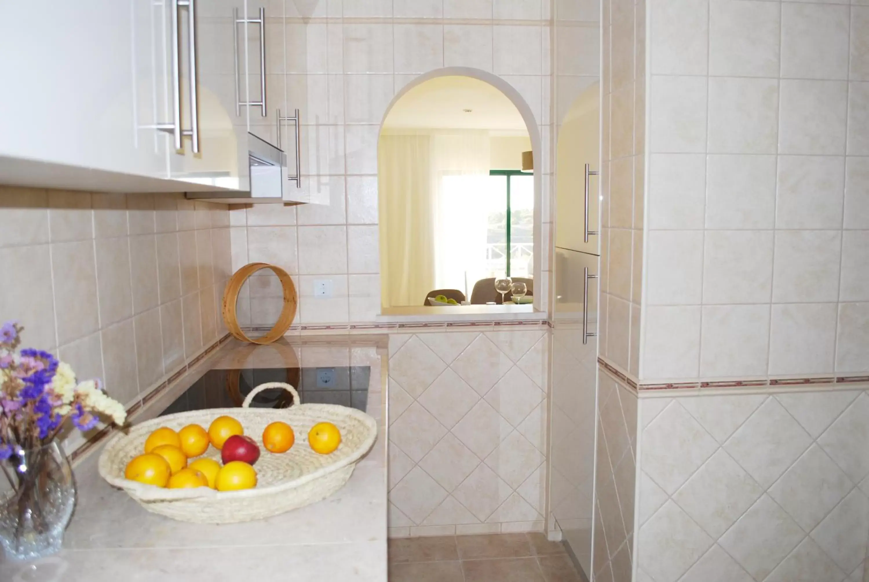 Kitchen/Kitchenette in Pestana Gramacho Residences