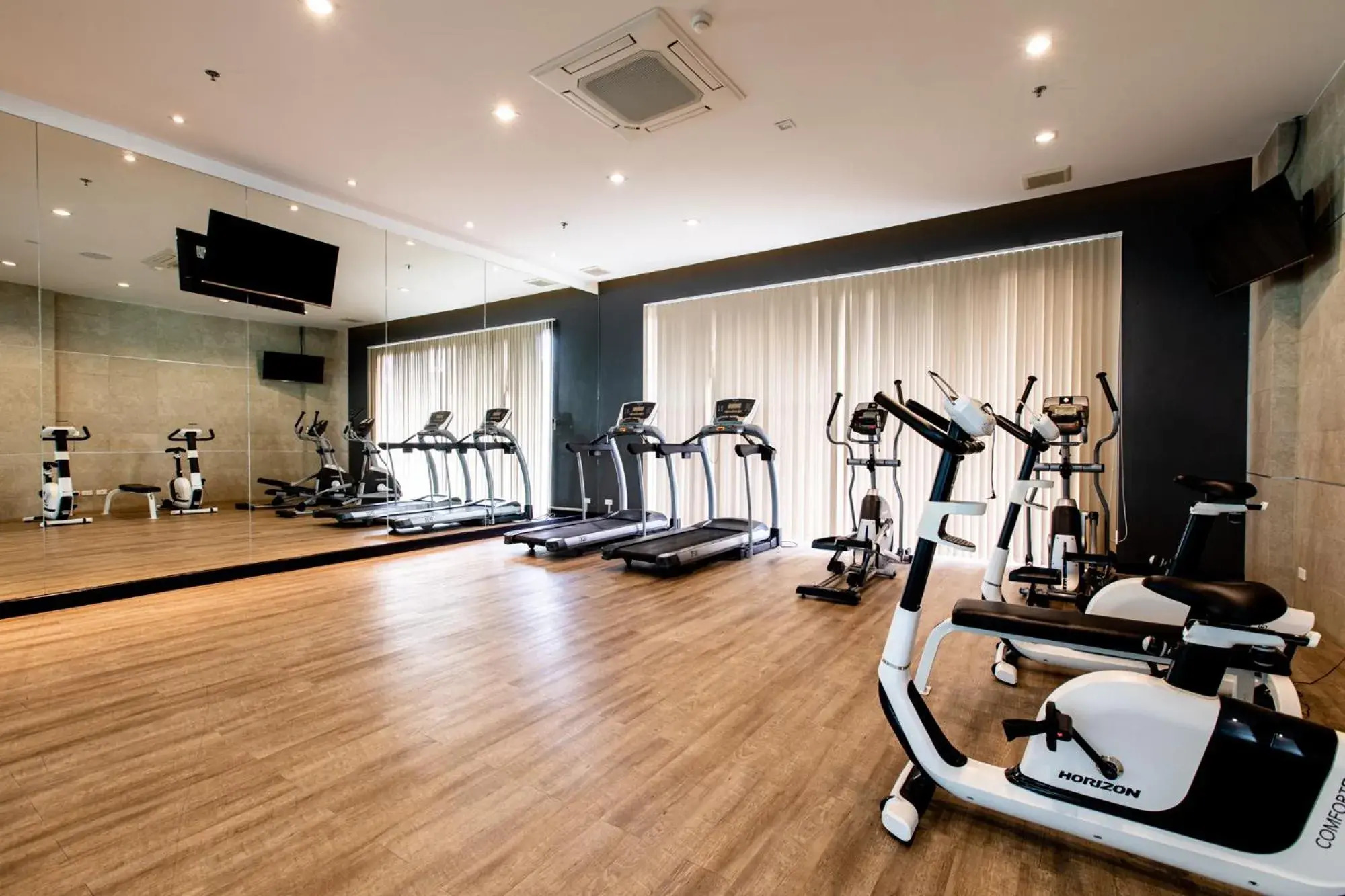 Fitness centre/facilities, Fitness Center/Facilities in Prima Hotel Pattaya