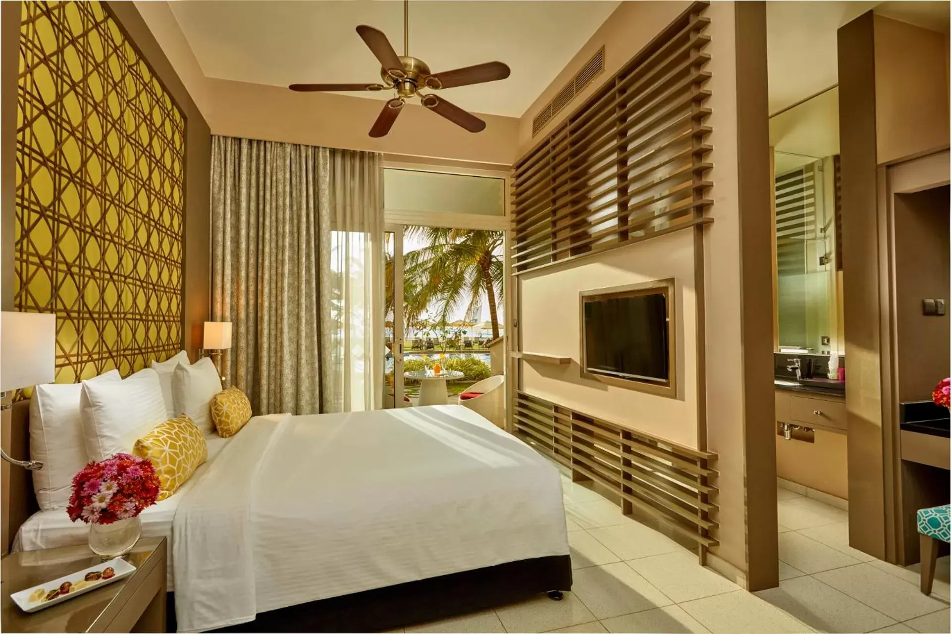Deluxe King Room with Sea View with Early Check-in / Late Check-out (Subject to Availability)  - single occupancy in Heritance Negombo