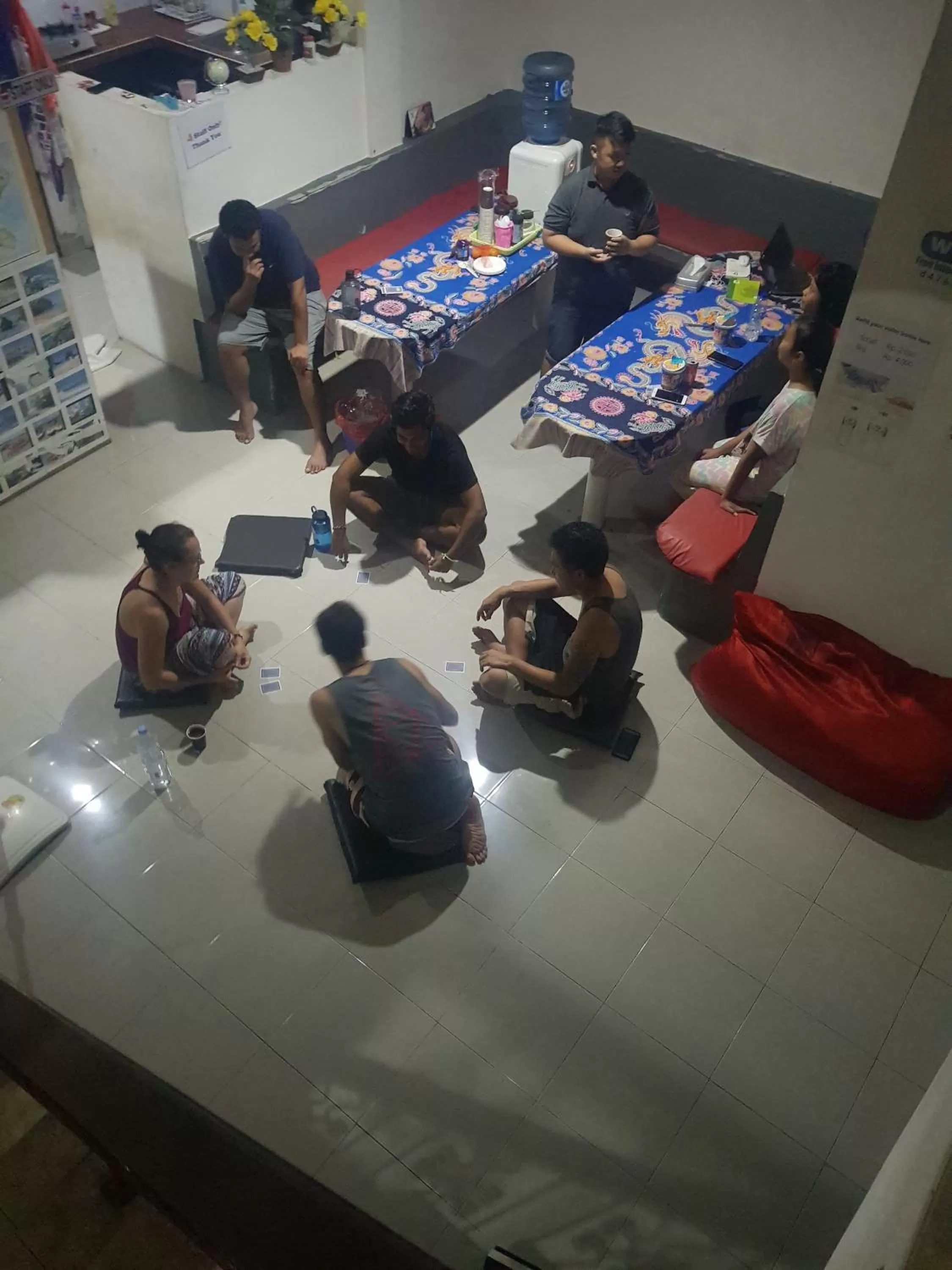 Communal lounge/ TV room in 24/7 Bed & Breakfast