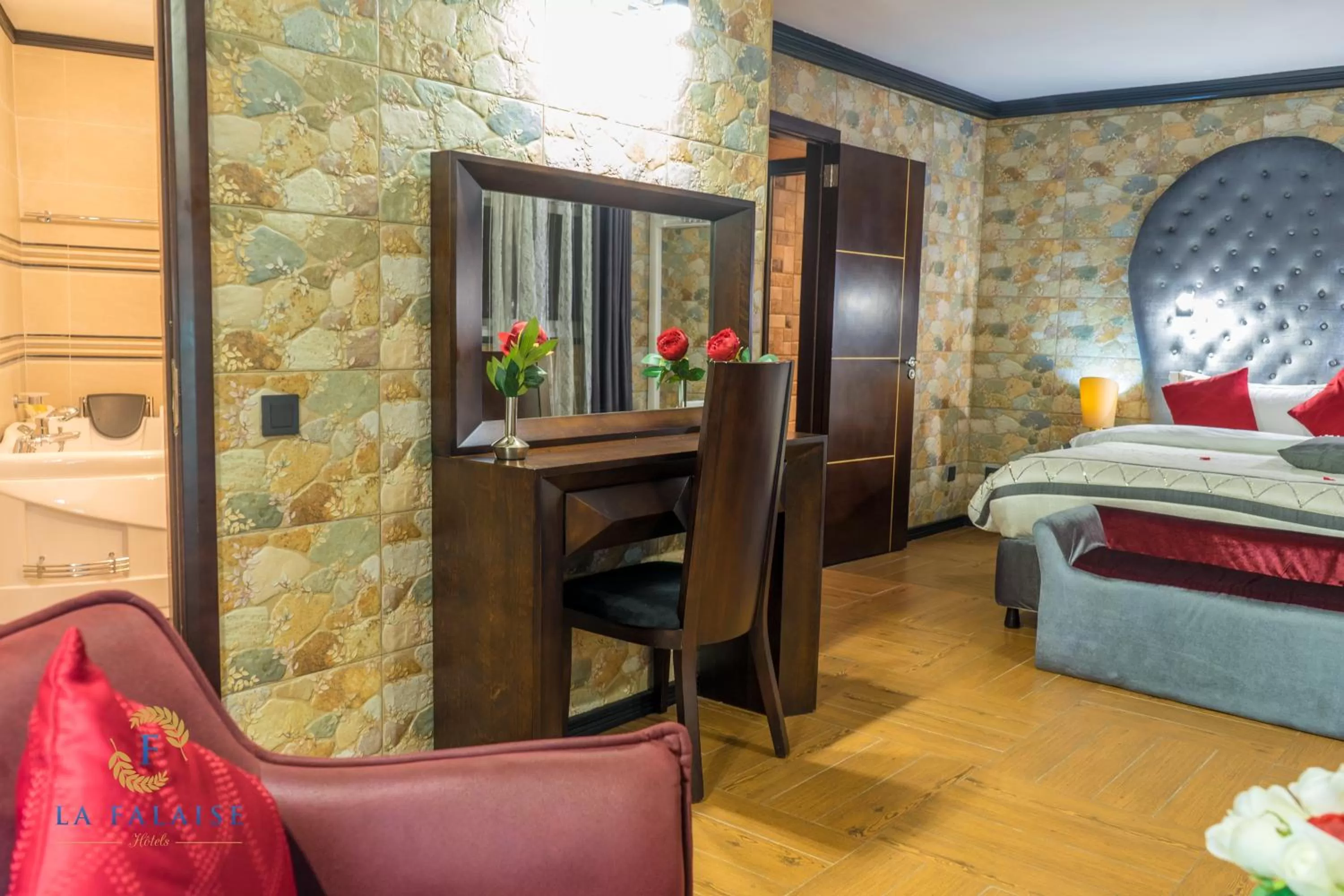 Bed in Hotel Résidence La Falaise