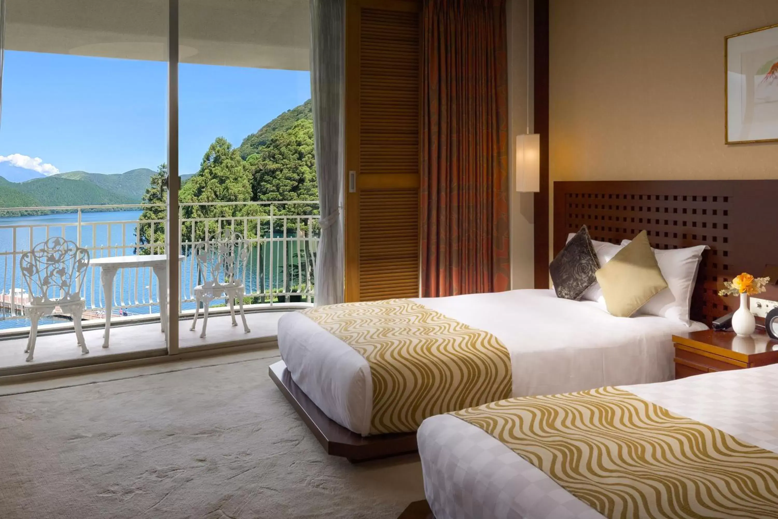 Photo of the whole room, Bed in The Prince Hakone Lake Ashinoko