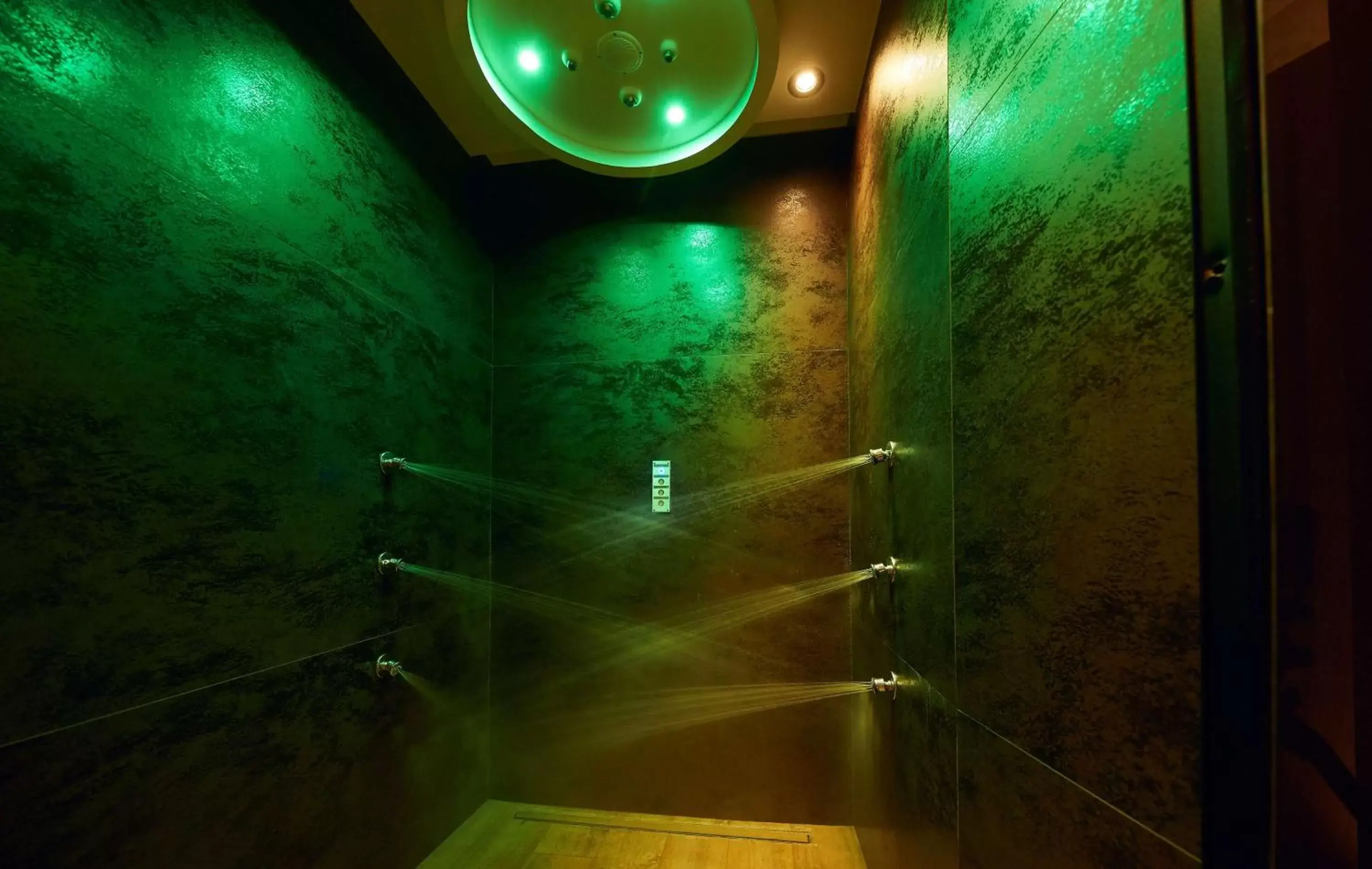 Spa and wellness centre/facilities in Hilton Belgrade Spa and wellness centre/facilities in Hilton Belgrade