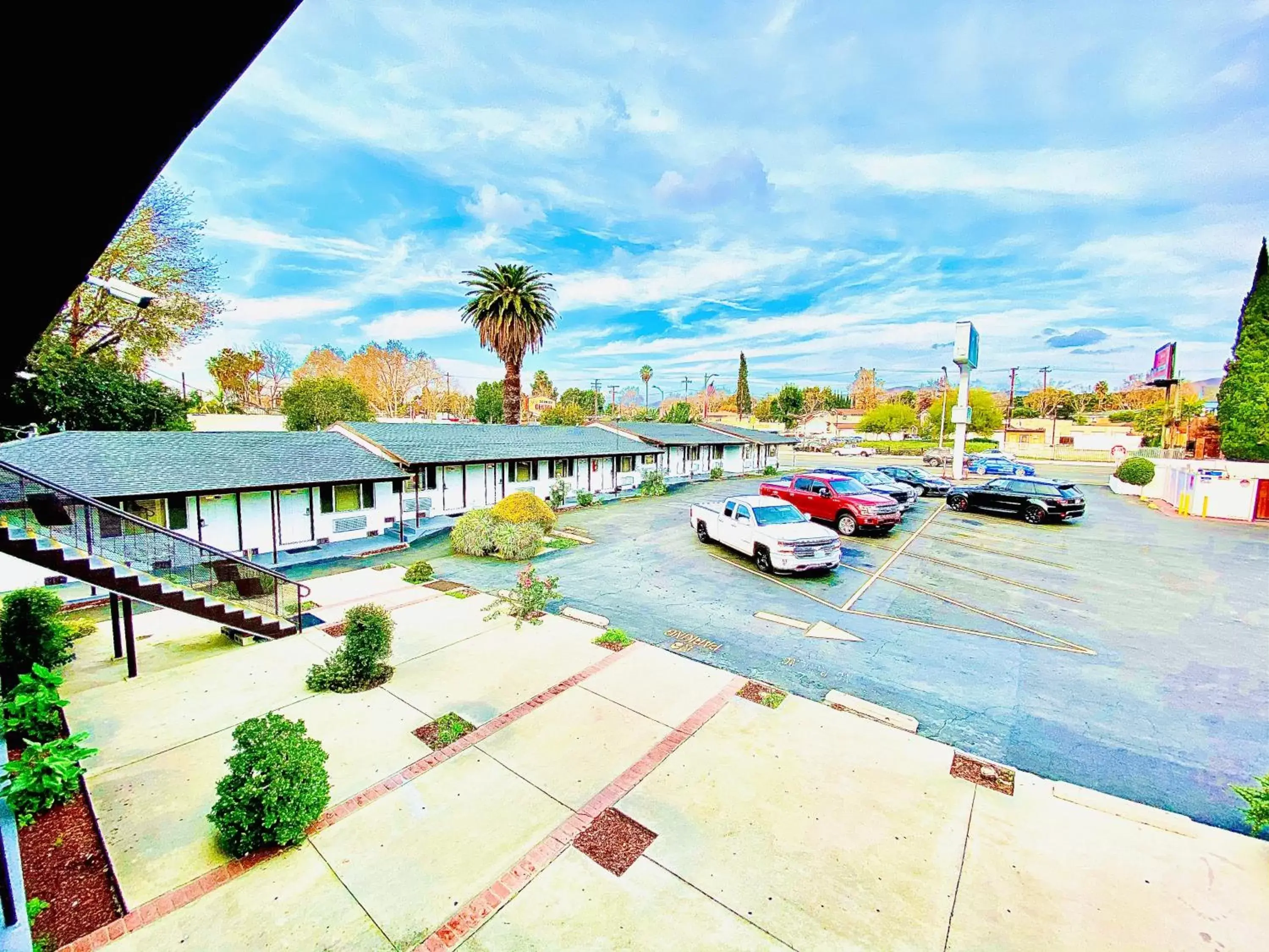 Property building in Casa Blanca Inn & Suites Whittier