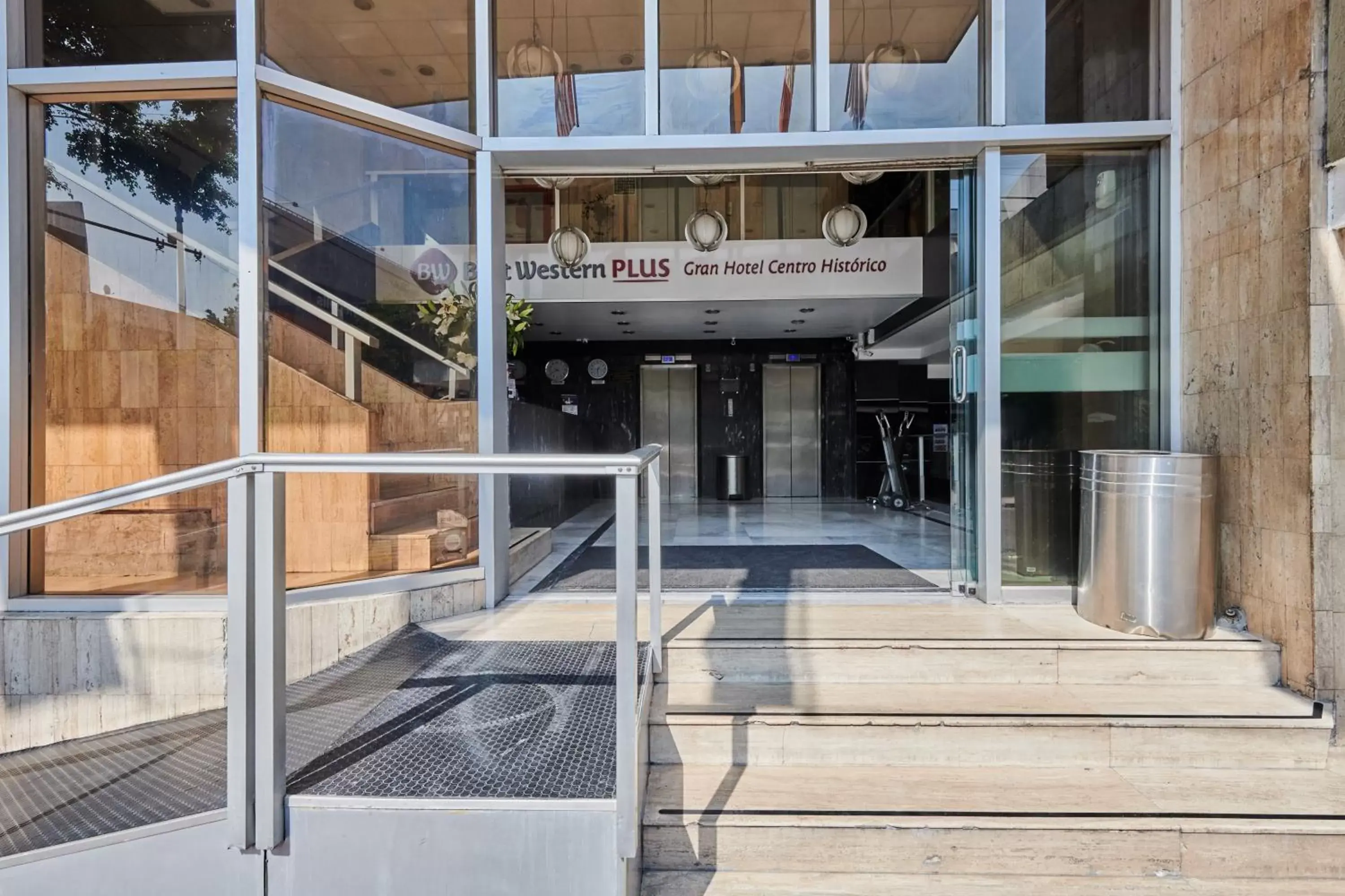 Facade/entrance in Best Western Plus Gran Hotel Centro Historico Facade/entrance in Best Western Plus Gran Hotel Centro Historico