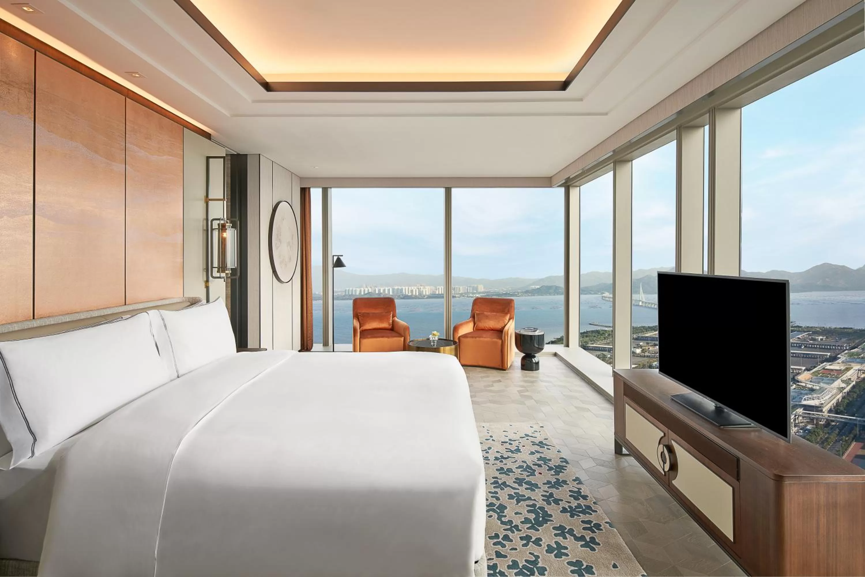 City view, Bed in Raffles Shenzhen, Situated in the heart of One Shenzhen Bay, Book Now to Enjoy Free Minibar and Happy Hour Privileges at Long Bar on 71F