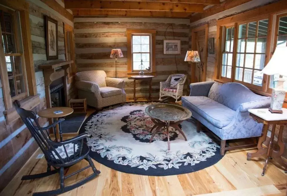 Living room, Seating Area in River Bluff Farm Bed and Breakfast