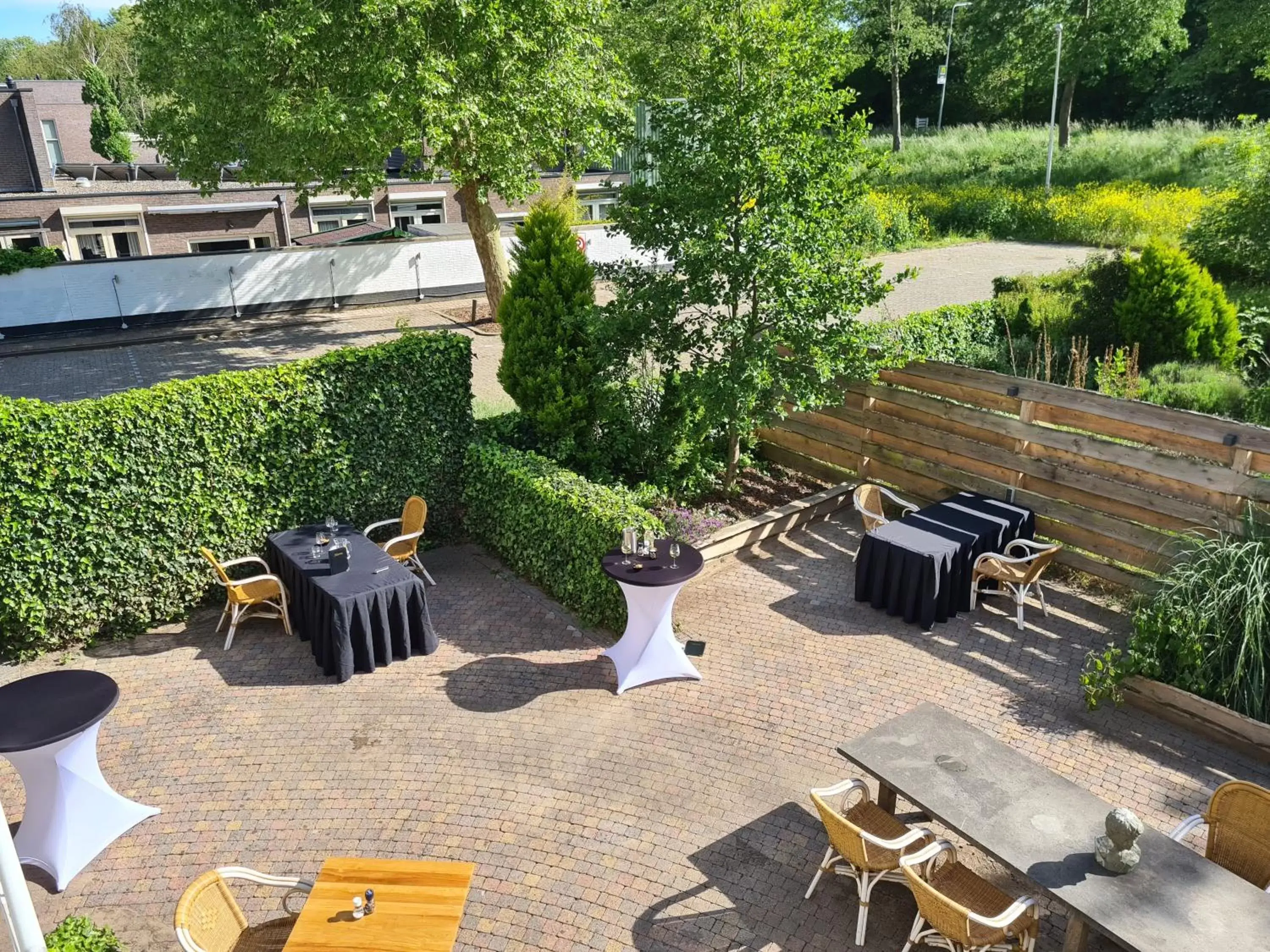 Garden view in Amsterdam Hotel Uithoorn