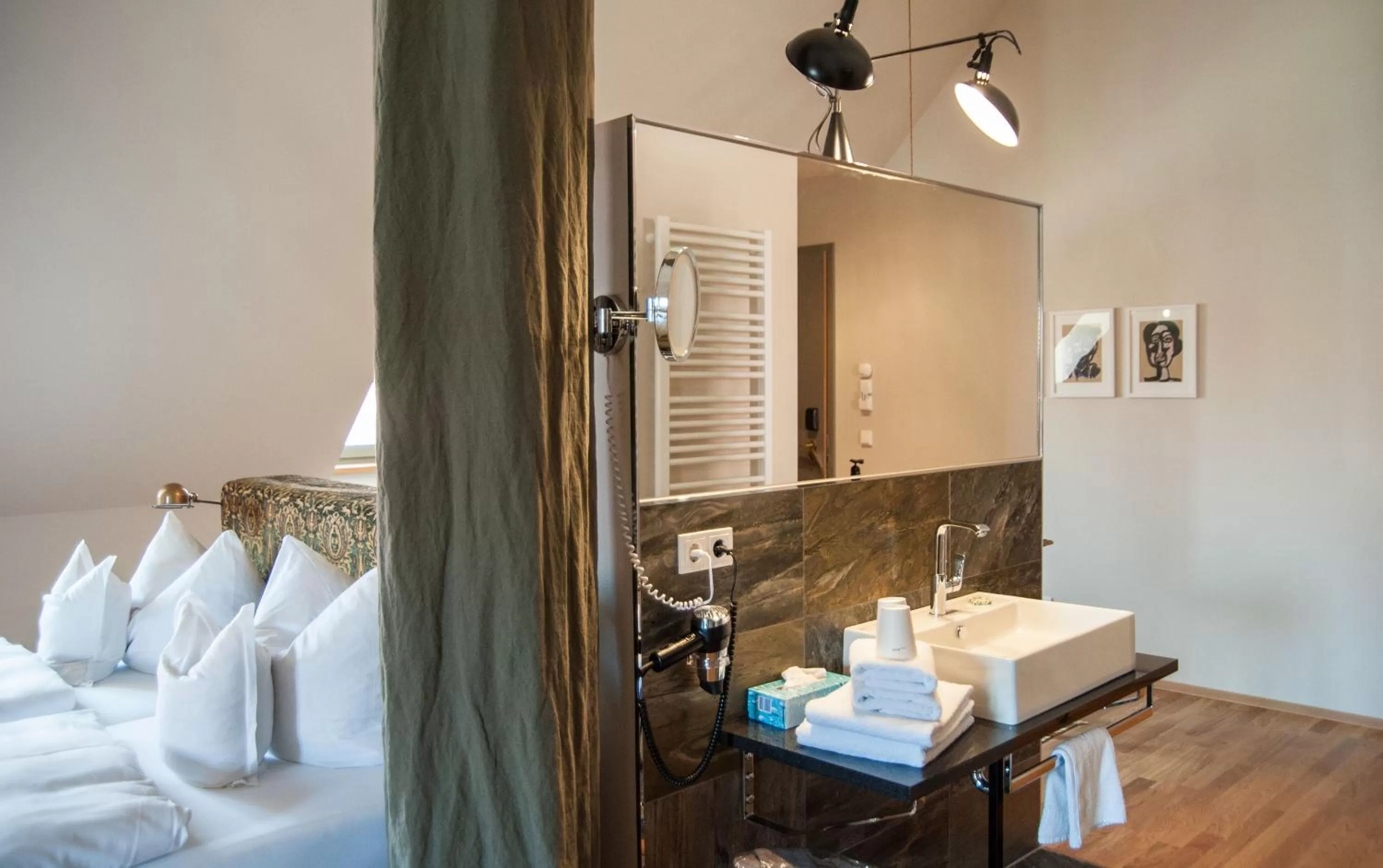 Bed in Emmerich Hotel Görlitz