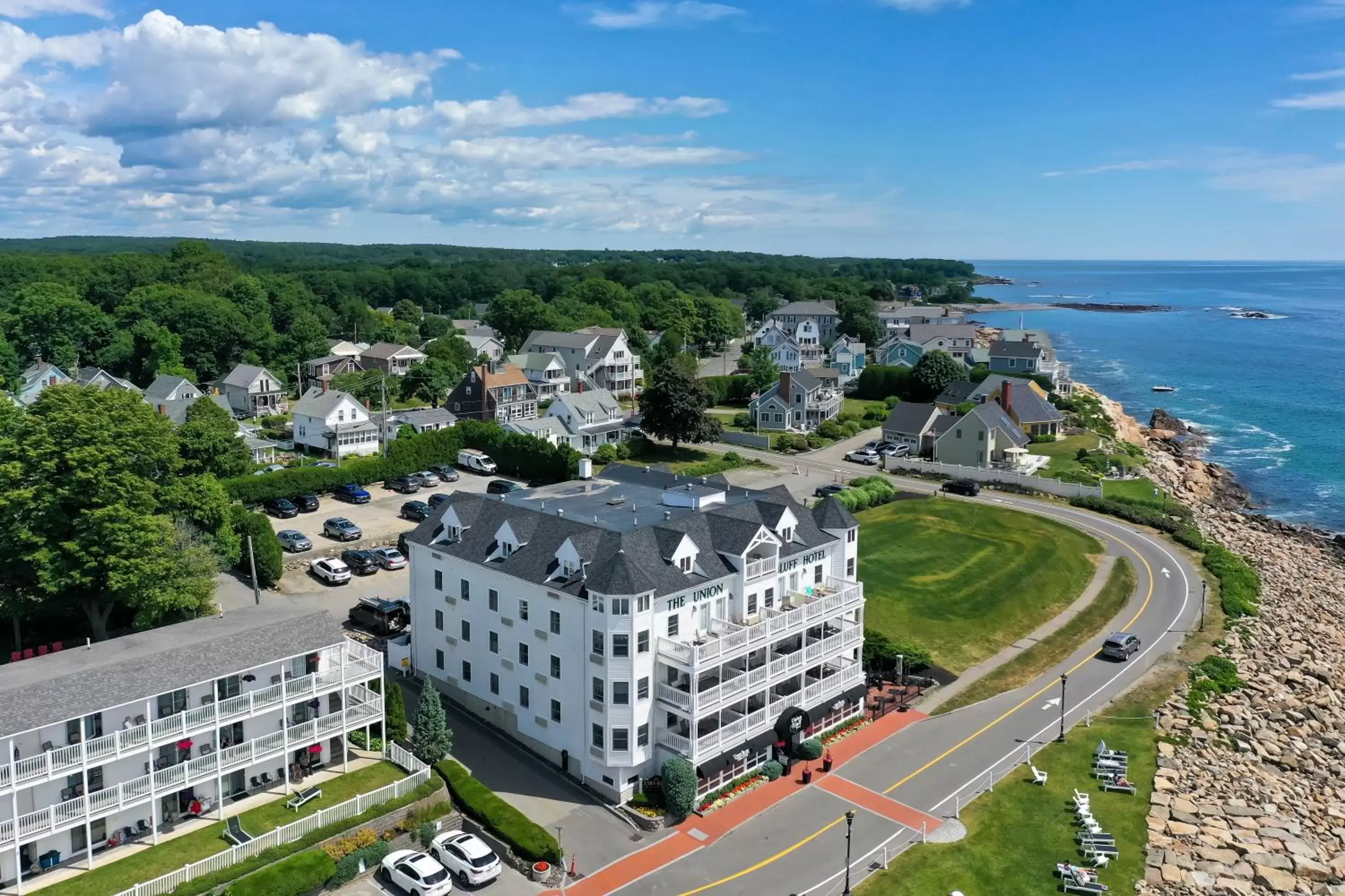 Bird's eye view, Bird's-eye View in Union Bluff Hotel