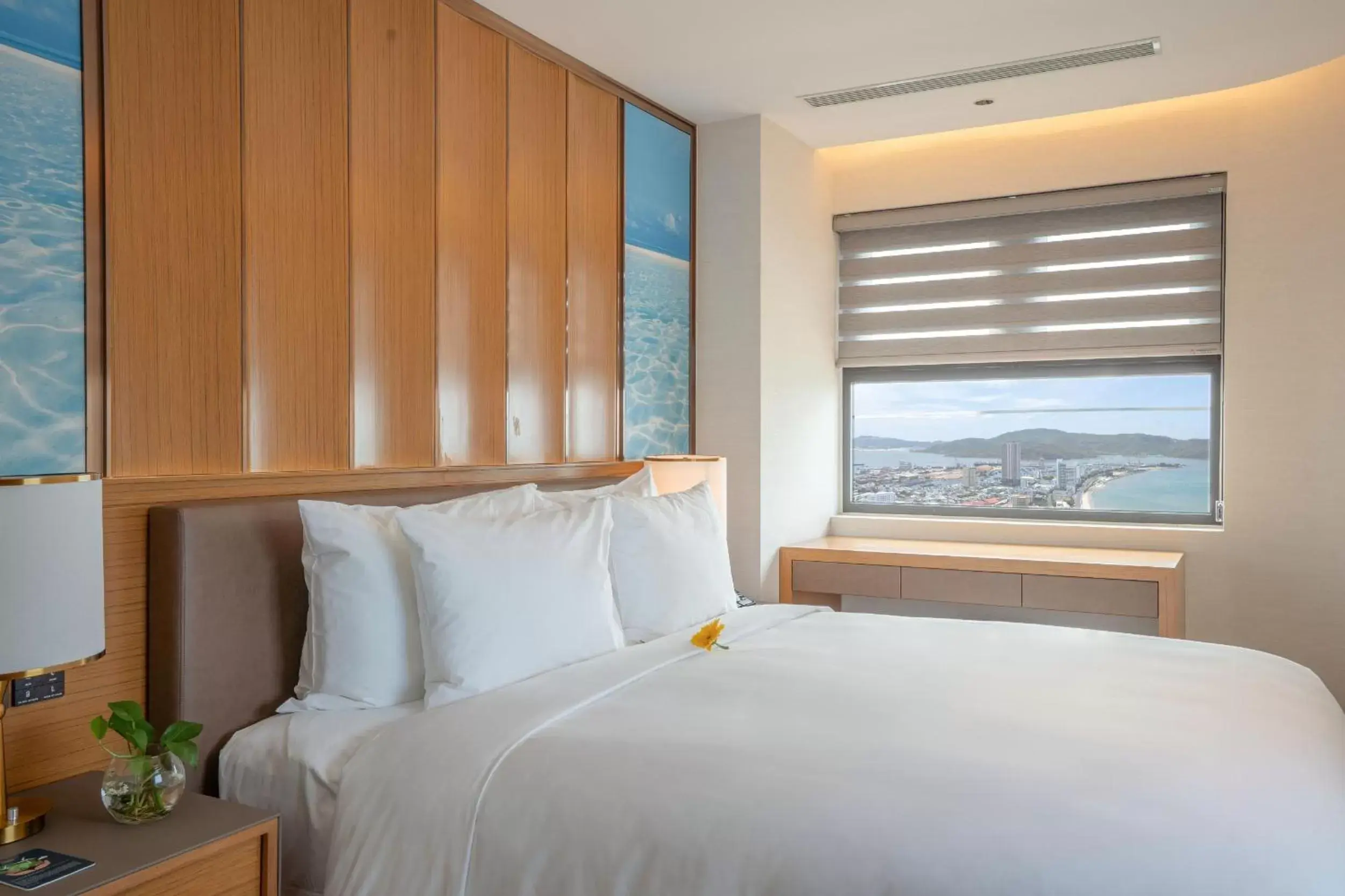 Bedroom, Bed in Grand Hyams Hotel - Quy Nhon Beach