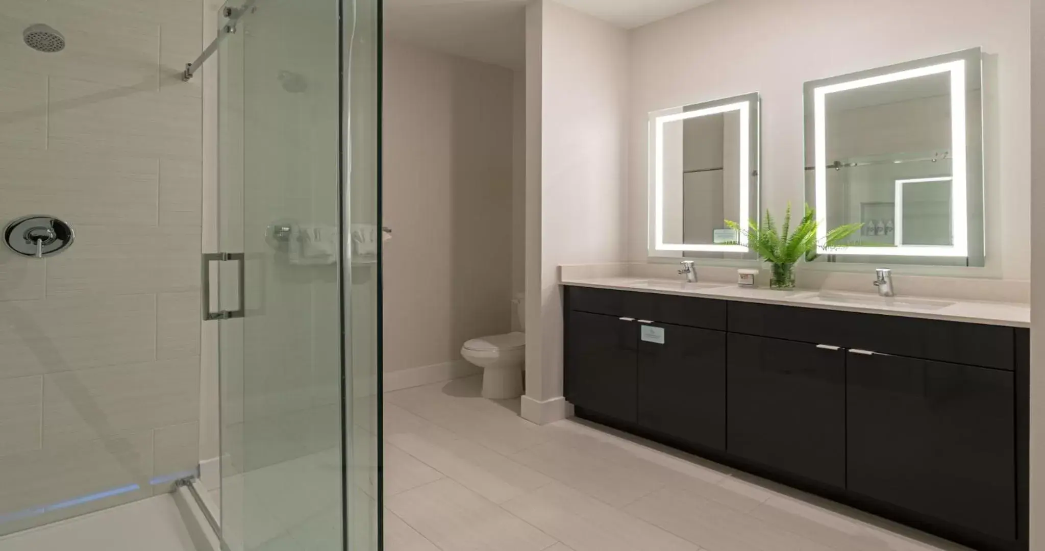 Bathroom in Westshore Apartments by Barsala